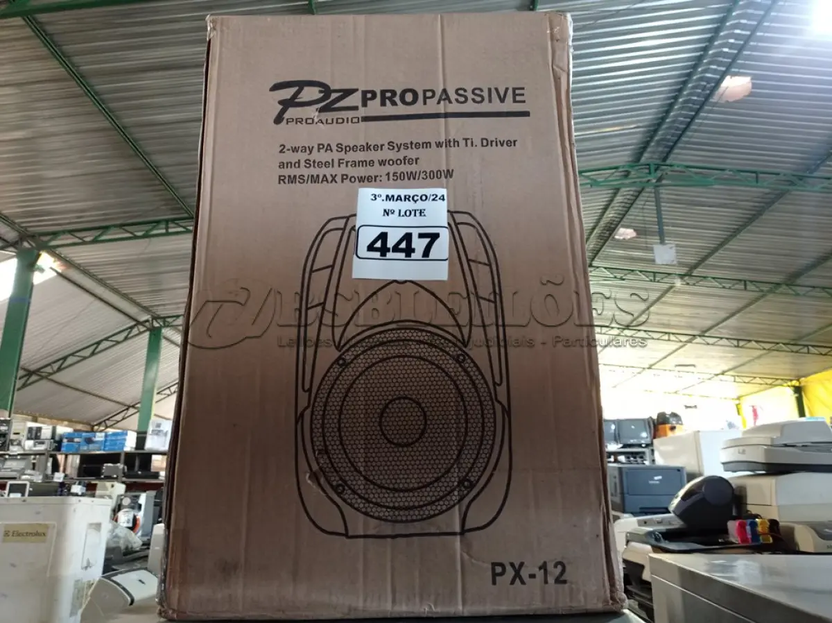 LOTE 447 - 01 CAIXA DE SOM PZ PROPASSIVE PRO ÁUDIO PX-12 (NOVA). (NO ESTADO) ATENÇÃO! FAZER A VISITAÇÃO ANTES DE ARREMATAR, NÃO SABEMOS SE FUNCIONA. LEILÃO NÃO TEM GARANTIA E NEM DEVOLUÇÃO, SUJEITO A POSSÍVEIS AVARIAS VISÍVEIS/OCULTAS E/OU AUSÊNCIA DE COMPONENTES.