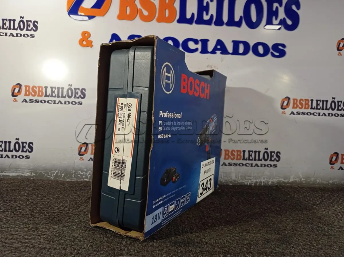 LOTE 343 - 01 FURADEIRA DE IMPACTO PROFISSIONAL A BATERIA MODELO:GSB180-LI220V 710W MARCA BOSCH. (NOVO) (NO ESTADO) ATENÇÃO! FAZER A VISITAÇÃO ANTES DE ARREMATAR, NÃO SABEMOS SE FUNCIONA. LEILÃO NÃO TEM GARANTIA E NEM DEVOLUÇÃO, SUJEITO A POSSÍVEIS AVARIAS VISÍVEIS/OCULTAS E/OU AUSÊNCIA DE COMPONENTES.