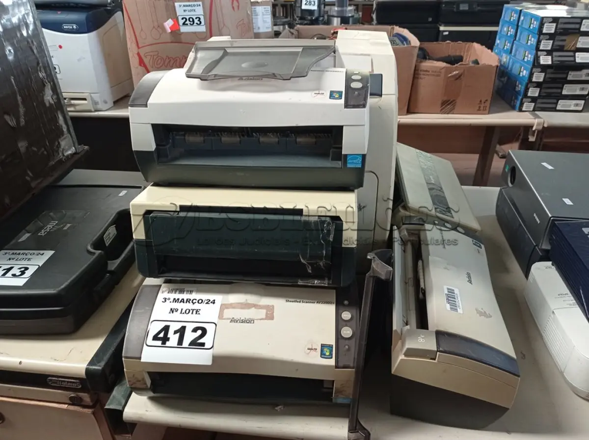 LOTE 412 - 01 IMPRESSORA E 05 SCANNERS MARCAS E MODELOS DIVERSOS. (NO ESTADO) ATENÇÃO! FAZER A VISITAÇÃO ANTES DE ARREMATAR, NÃO SABEMOS SE FUNCIONA. LEILÃO NÃO TEM GARANTIA E NEM DEVOLUÇÃO, SUJEITO A POSSÍVEIS AVARIAS VISÍVEIS/OCULTAS E/OU AUSÊNCIA DE COMPONENTES.