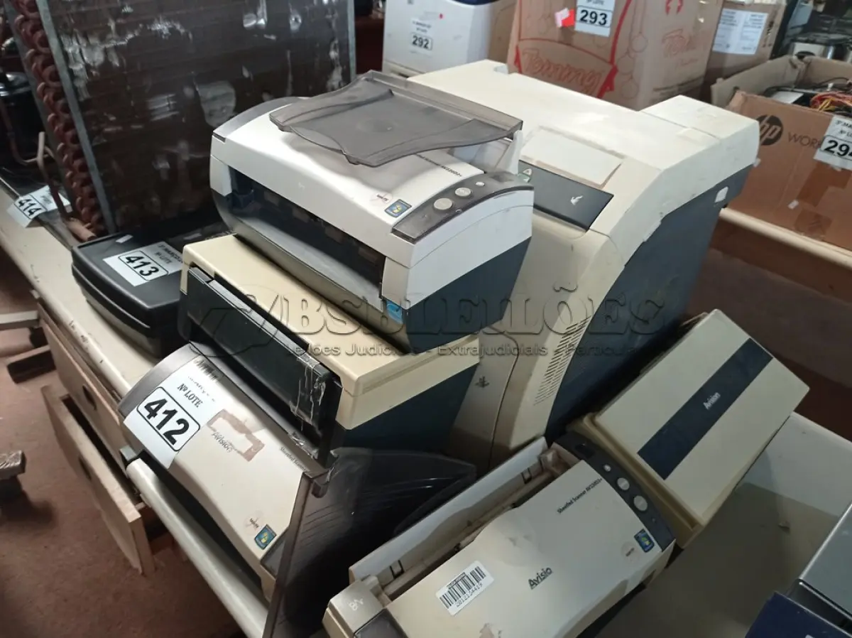 LOTE 412 - 01 IMPRESSORA E 05 SCANNERS MARCAS E MODELOS DIVERSOS. (NO ESTADO) ATENÇÃO! FAZER A VISITAÇÃO ANTES DE ARREMATAR, NÃO SABEMOS SE FUNCIONA. LEILÃO NÃO TEM GARANTIA E NEM DEVOLUÇÃO, SUJEITO A POSSÍVEIS AVARIAS VISÍVEIS/OCULTAS E/OU AUSÊNCIA DE COMPONENTES.