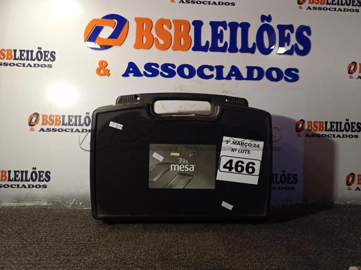 LOTE 466 - 01 GPS JUNIPER MESA COM MALETA. (NO ESTADO) ATENÇÃO! FAZER A VISITAÇÃO ANTES DE ARREMATAR, NÃO SABEMOS SE FUNCIONA. LEILÃO NÃO TEM GARANTIA E NEM DEVOLUÇÃO, SUJEITO A POSSÍVEIS AVARIAS VISÍVEIS/OCULTAS E/OU AUSÊNCIA DE COMPONENTES.