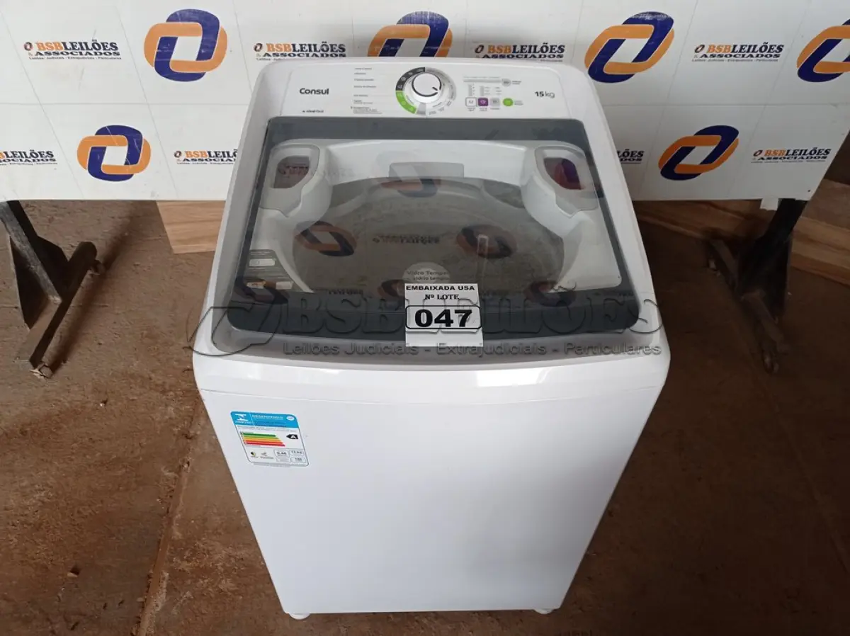 LOTE 047 - 01 MÁQUINA DE LAVAR ROUPAS CONSUL 15KG 220V MODELO: CWH15ABBNA00. (WASHER MACHINE) (NO ESTADO) BH1475R