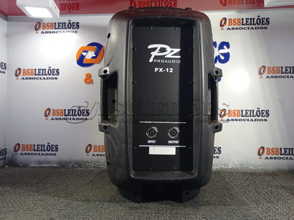 LOTE 208 - 01 CAIXA DE SOM PZ PROPASSIVE MODELO PX-12. (NO ESTADO) ATENÇÃO! FAZER A VISITAÇÃO ANTES DE ARREMATAR, NÃO SABEMOS SE FUNCIONA. LEILÃO NÃO TEM GARANTIA E NEM DEVOLUÇÃO, SUJEITO A POSSÍVEIS AVARIAS VISÍVEIS/OCULTAS E/OU AUSÊNCIA DE COMPONENTES.