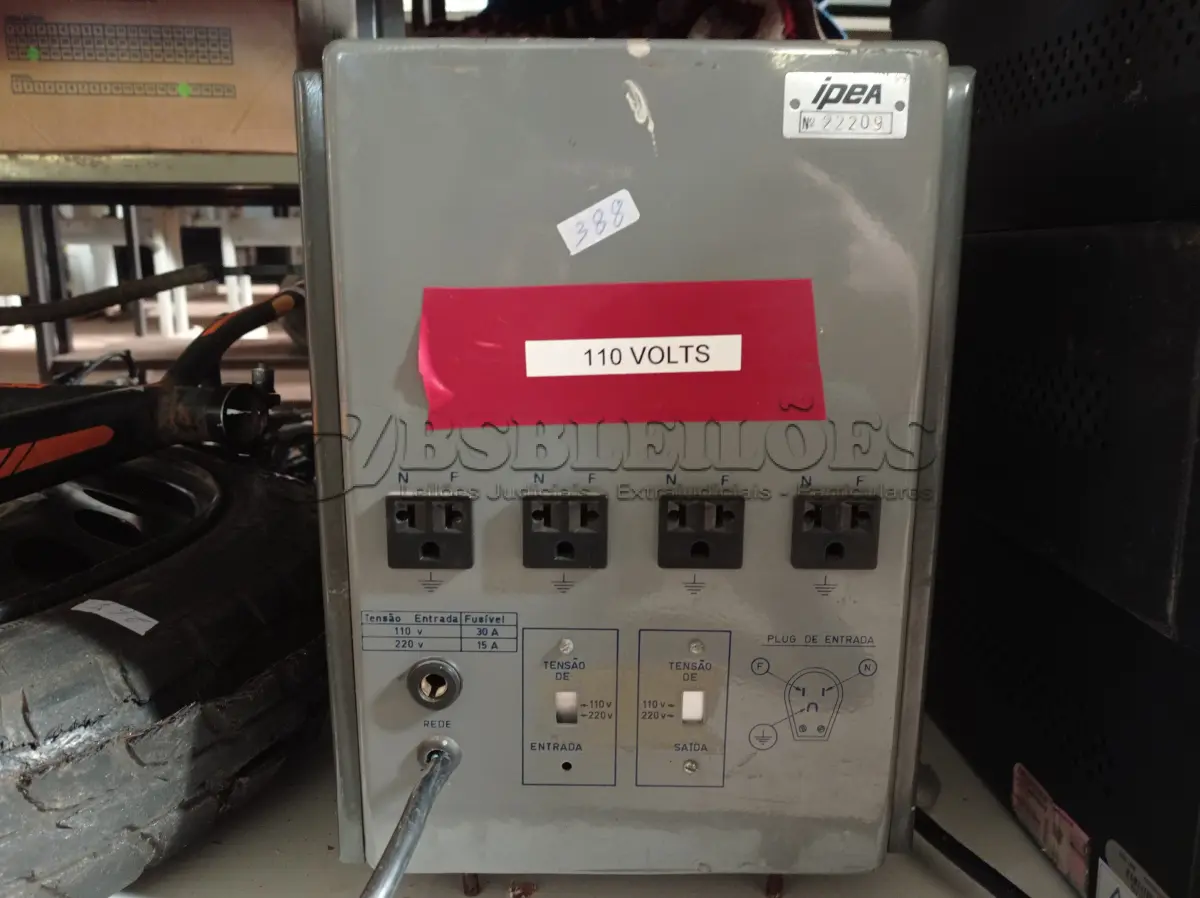 LOTE 087 - 01 AUTOTRANSFORMADOR MODELO KCE 3000. (NO ESTADO) ATENÇÃO! FAZER A VISITAÇÃO ANTES DE ARREMATAR, NÃO SABEMOS SE FUNCIONA. LEILÃO NÃO TEM GARANTIA E NEM DEVOLUÇÃO, SUJEITO A POSSÍVEIS AVARIAS VISÍVEIS/OCULTAS E/OU AUSÊNCIA DE COMPONENTES.