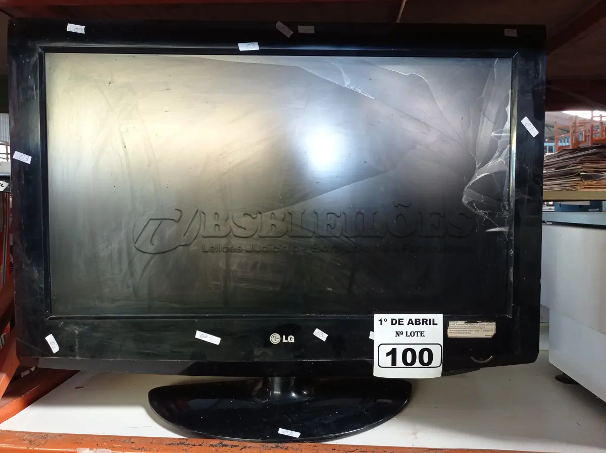 LOTE 100 - 02 TV’S MARCAS E MODELOS DIVERSOS PARA RETIRADA DE PEÇAS. (NO ESTADO) ATENÇÃO! FAZER A VISITAÇÃO ANTES DE ARREMATAR, NÃO SABEMOS SE FUNCIONA. LEILÃO NÃO TEM GARANTIA E NEM DEVOLUÇÃO, SUJEITO A POSSÍVEIS AVARIAS VISÍVEIS/OCULTAS E/OU AUSÊNCIA DE COMPONENTES.