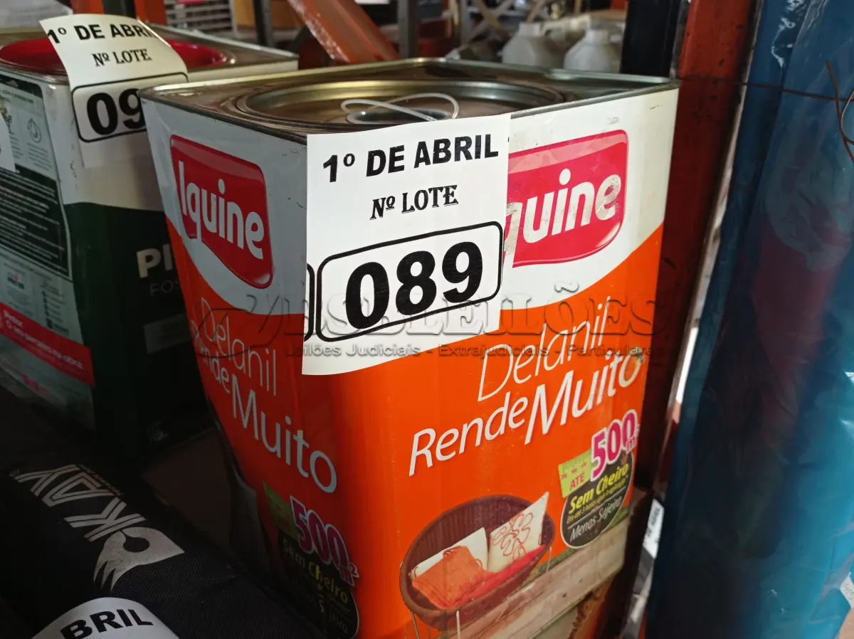 LOTE 089 - 01 LATA DE TINTA IQUINE DELANIL RENDE MUITO 18L FOSCO BASE “C”. (NO ESTADO) ATENÇÃO! FAZER A VISITAÇÃO ANTES DE ARREMATAR, NÃO SABEMOS SE FUNCIONA. LEILÃO NÃO TEM GARANTIA E NEM DEVOLUÇÃO, SUJEITO A POSSÍVEIS AVARIAS VISÍVEIS/OCULTAS E/OU AUSÊNCIA DE COMPONENTES.