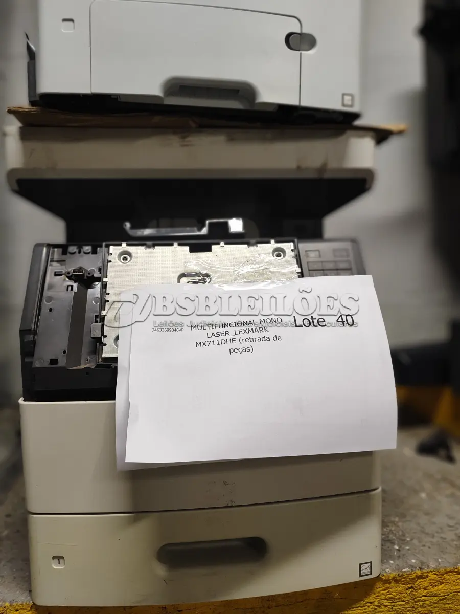LOTE 040 - 02 IMPRESSORAS COLOR LASER_LEXMARK C748DE E 01 MULTIFUNCIONAL MONO LASER_LEXMARK MX711DHE (RETIRADA DE PEÇAS). (NO ESTADO)