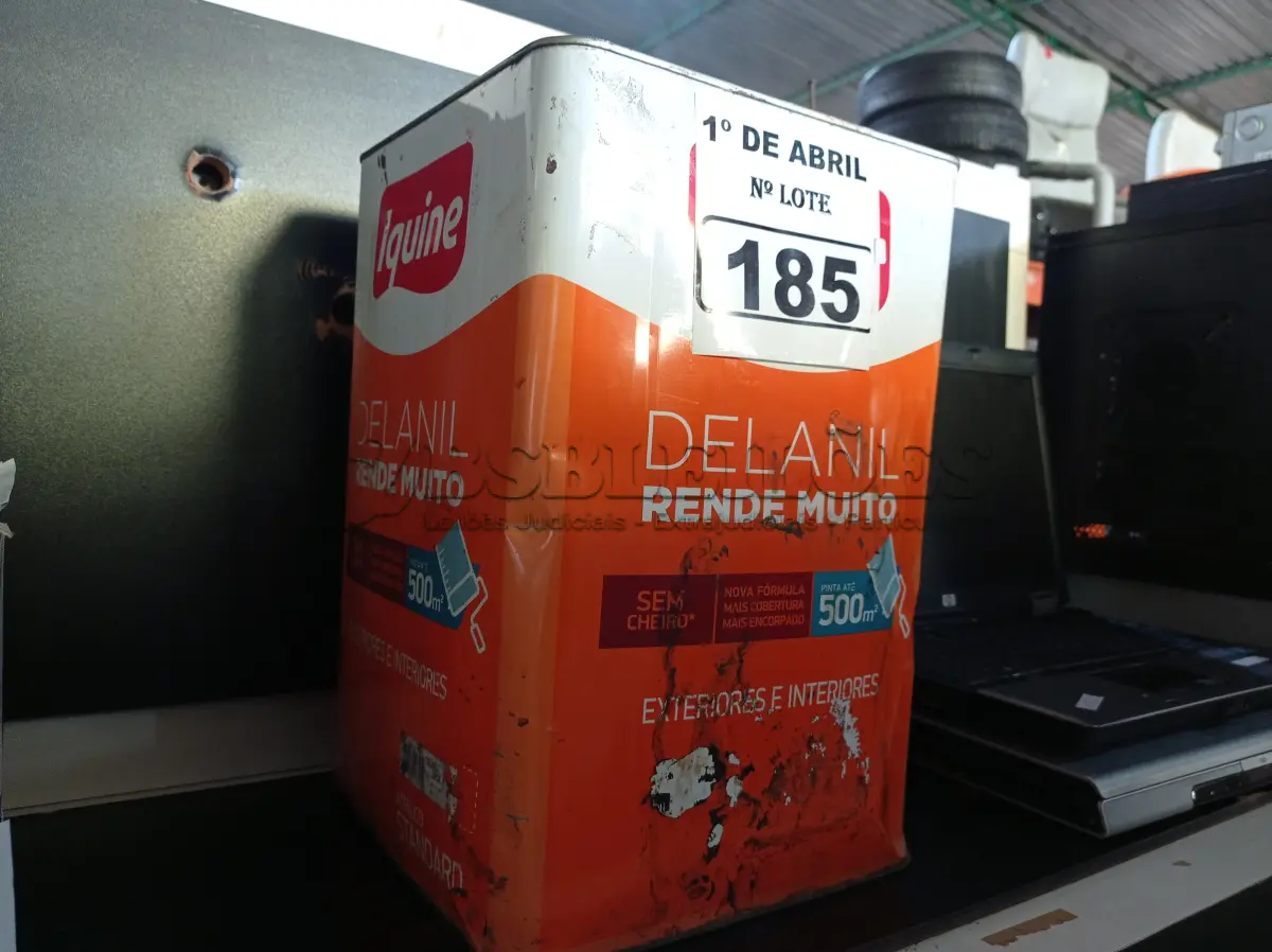 LOTE 185 - 01 LATA DE TINTA IQUINE DELANIL RENDE MUITO 18L FOSCO BASE “C”. (NO ESTADO) ATENÇÃO! FAZER A VISITAÇÃO ANTES DE ARREMATAR, NÃO SABEMOS SE FUNCIONA. LEILÃO NÃO TEM GARANTIA E NEM DEVOLUÇÃO, SUJEITO A POSSÍVEIS AVARIAS VISÍVEIS/OCULTAS E/OU AUSÊNCIA DE COMPONENTES.