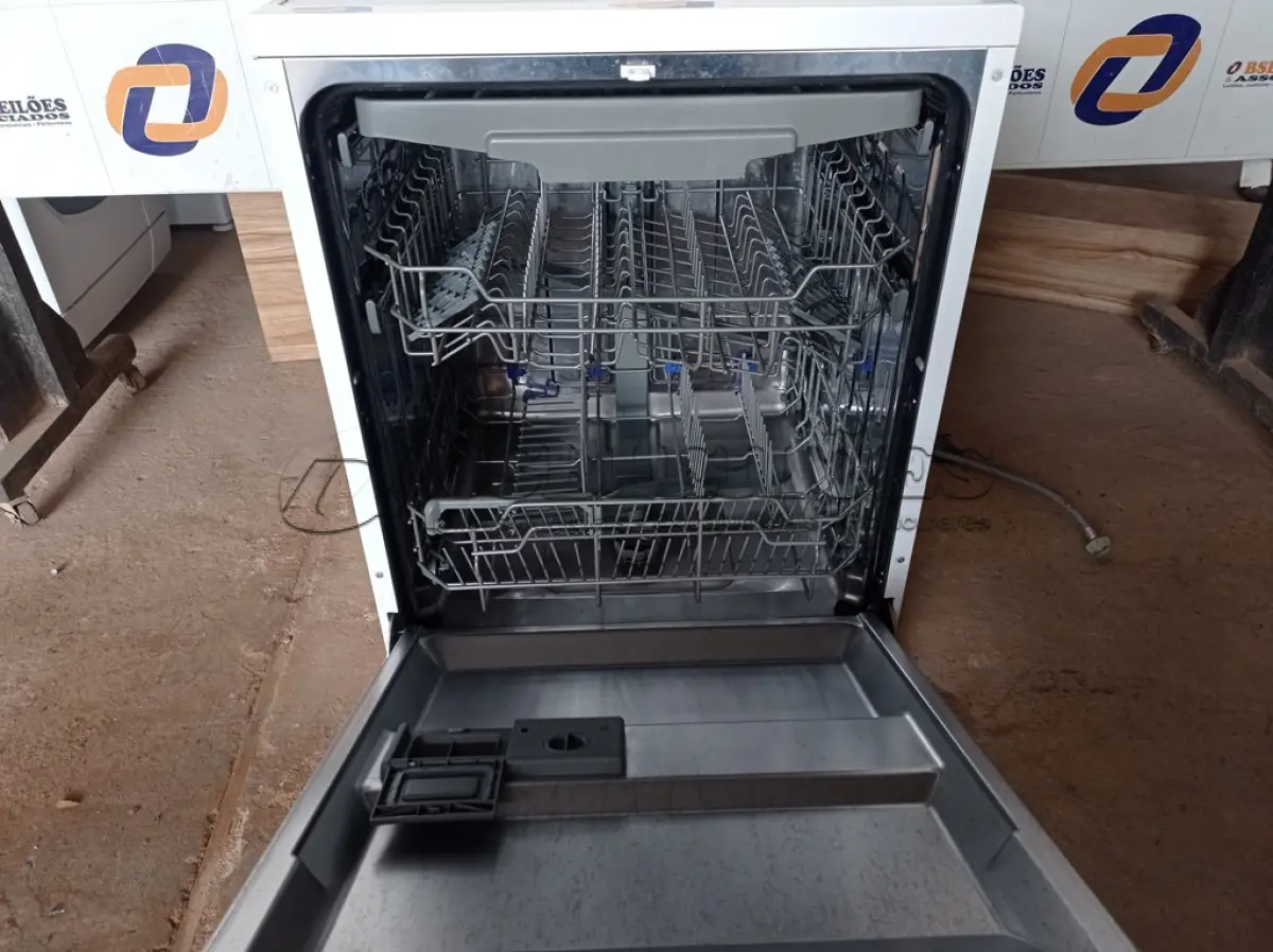 LOTE 053 - 01 LAVA LOUÇAS BRASTEMP 220V MODELO: BLF14ABBNA. (DISHWASHER) (NO ESTADO) BH1516H