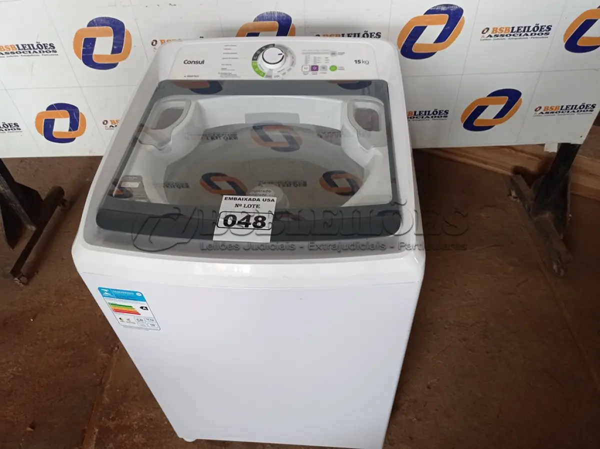 LOTE 048 - 01 MÁQUINA DE LAVAR ROUPAS 15KG CONSUL 220V MODELO: CWH15ABNA00. (WASHER MACHINE) (NO ESTADO) BH1475S