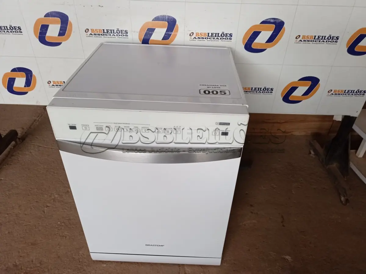 LOTE 005 - 01 LAVA LOUÇAS BRASTEMP 220V MODELO: BLF14ABBNA. (DISHWASHER) (NO ESTADO) AV9729D