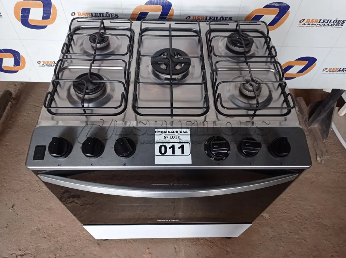 LOTE 011 - 01 FOGÃO 05 BOCAS BRASTEMP 110/220V. (STOV 5 FLAMES) (NO ESTADO) AV9815F