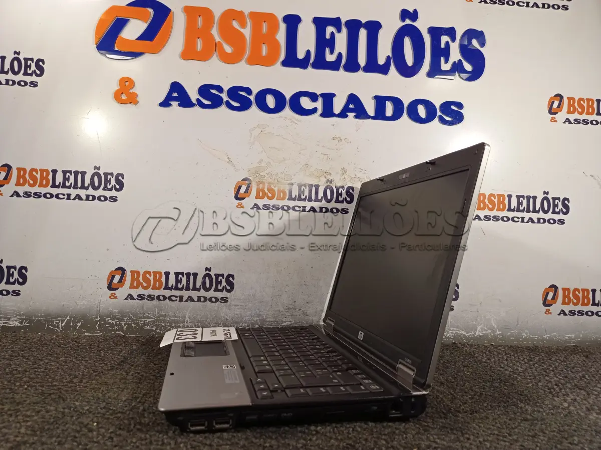 LOTE 033 - 01 NOTEBOOK MARCA HP. (NO ESTADO) ATENÇÃO! FAZER A VISITAÇÃO ANTES DE ARREMATAR, NÃO SABEMOS SE FUNCIONA. LEILÃO NÃO TEM GARANTIA E NEM DEVOLUÇÃO, SUJEITO A POSSÍVEIS AVARIAS VISÍVEIS/OCULTAS E/OU AUSÊNCIA DE COMPONENTES.
