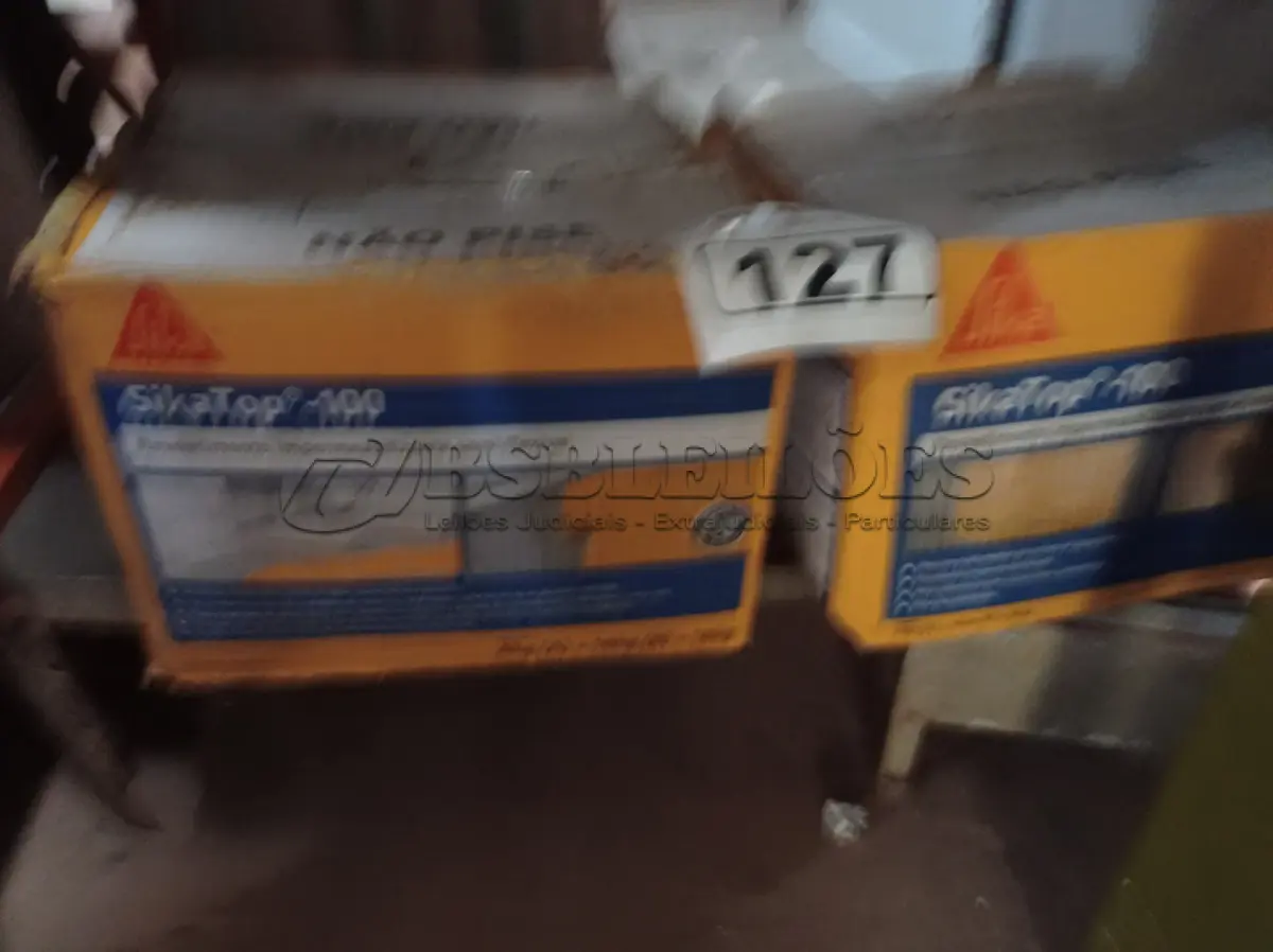 LOTE 127 - 02 CAIXAS DE SIKA TOP 100, REVESTIMENTO IMPERMEABILIZANTE SEMI-FLEXIVEL. (NO ESTADO) ATENÇÃO! FAZER A VISITAÇÃO ANTES DE ARREMATAR, NÃO SABEMOS SE FUNCIONA. LEILÃO NÃO TEM GARANTIA E NEM DEVOLUÇÃO, SUJEITO A POSSÍVEIS AVARIAS VISÍVEIS/OCULTAS E/OU AUSÊNCIA DE COMPONENTES.