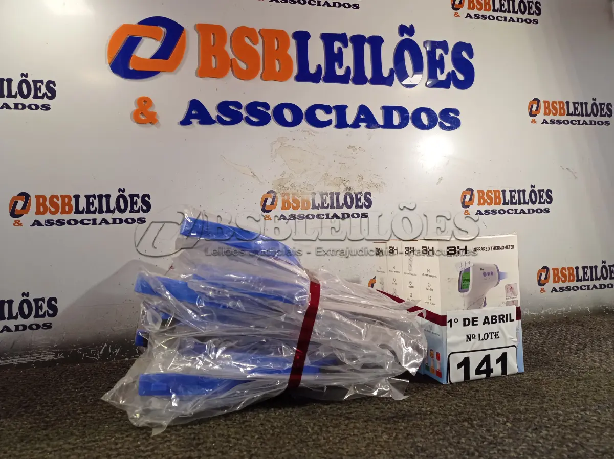LOTE 141 - 10 MÁSCARAS DE PROTEÇÃO E 04 TERMÔMETROS DIGITAIS. (NO ESTADO) ATENÇÃO! FAZER A VISITAÇÃO ANTES DE ARREMATAR, NÃO SABEMOS SE FUNCIONA. LEILÃO NÃO TEM GARANTIA E NEM DEVOLUÇÃO, SUJEITO A POSSÍVEIS AVARIAS VISÍVEIS/OCULTAS E/OU AUSÊNCIA DE COMPONENTES.