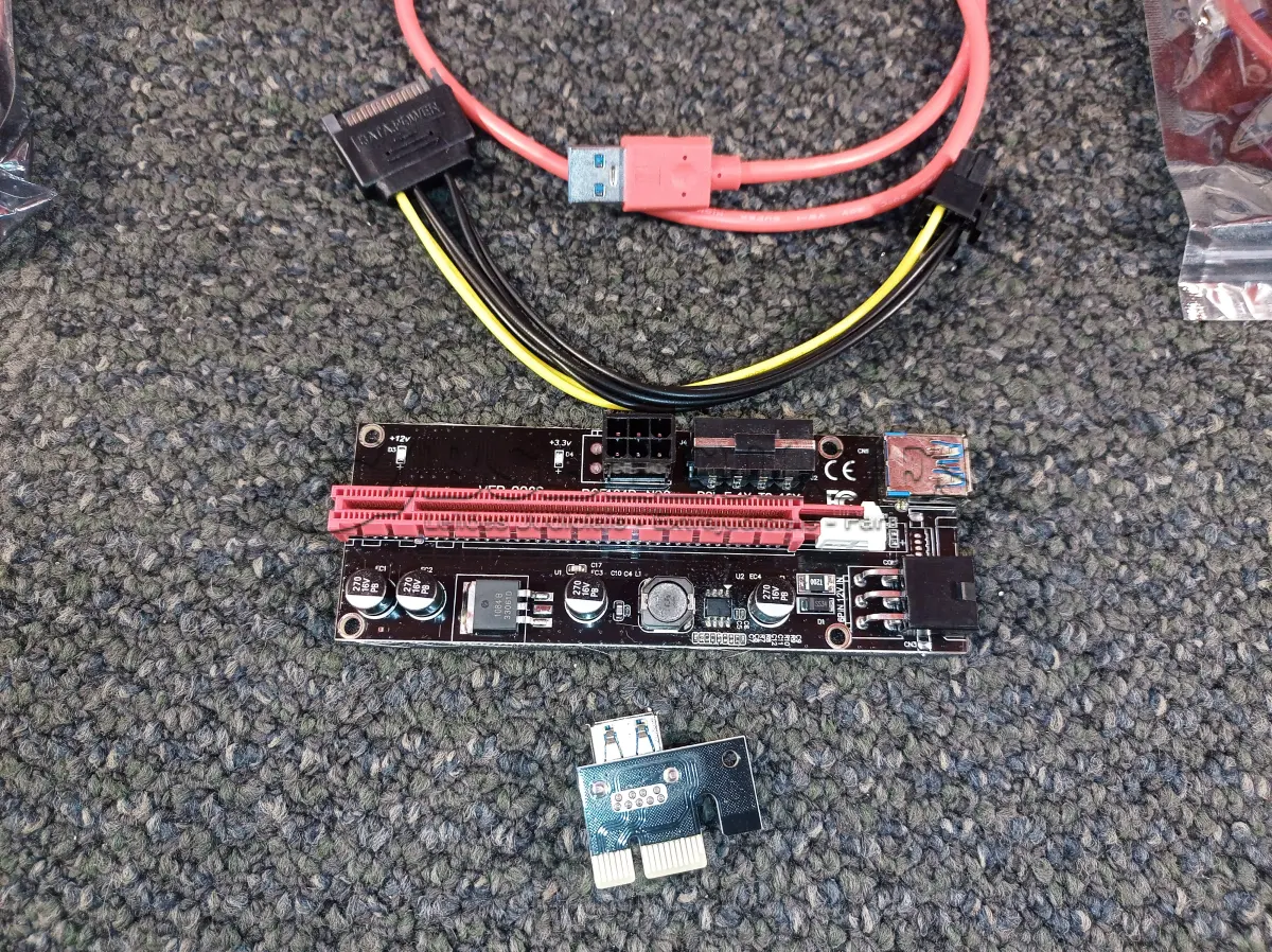 LOTE 410 - 01 LOTE COM VÁRIAS PLACAS PCI USB. (NO ESTADO) ATENÇÃO! FAZER A VISITAÇÃO ANTES DE ARREMATAR, NÃO SABEMOS SE FUNCIONA. LEILÃO NÃO TEM GARANTIA E NEM DEVOLUÇÃO, SUJEITO A POSSÍVEIS AVARIAS VISÍVEIS/OCULTAS E/OU AUSÊNCIA DE COMPONENTES.