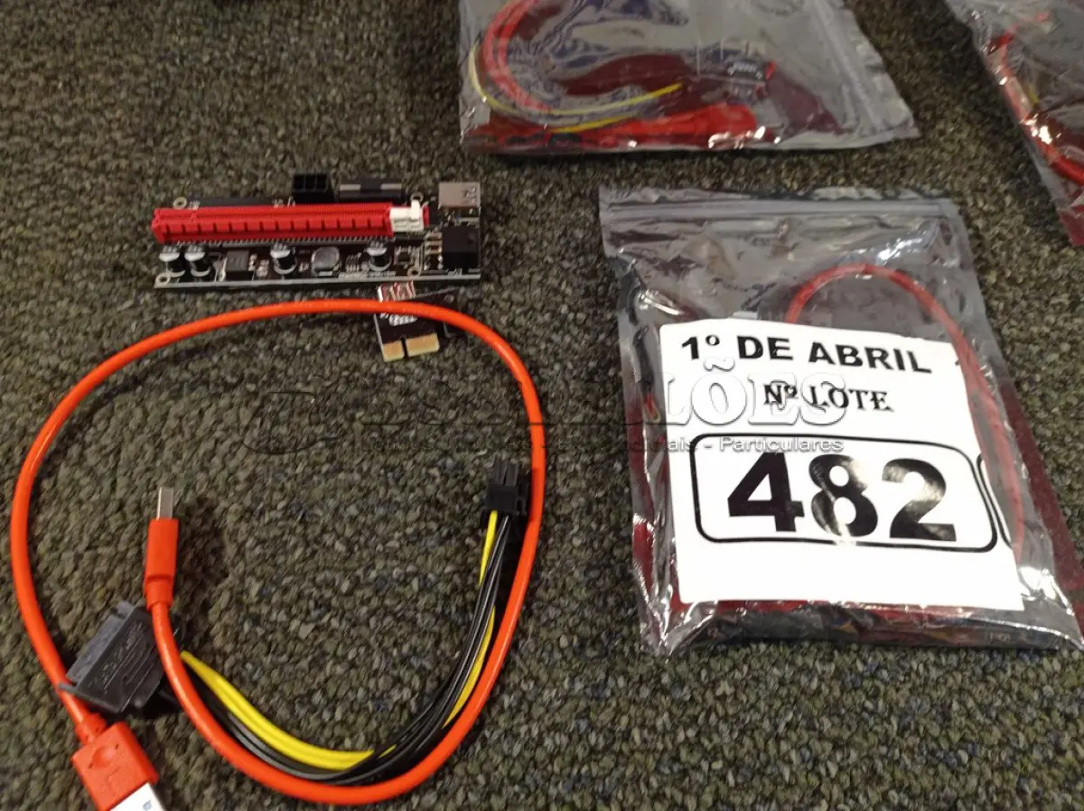 LOTE 482 - 01 LOTE COM VÁRIAS PLACAS PCI USB. (NO ESTADO) ATENÇÃO! FAZER A VISITAÇÃO ANTES DE ARREMATAR, NÃO SABEMOS SE FUNCIONA. LEILÃO NÃO TEM GARANTIA E NEM DEVOLUÇÃO, SUJEITO A POSSÍVEIS AVARIAS VISÍVEIS/OCULTAS E/OU AUSÊNCIA DE COMPONENTES.