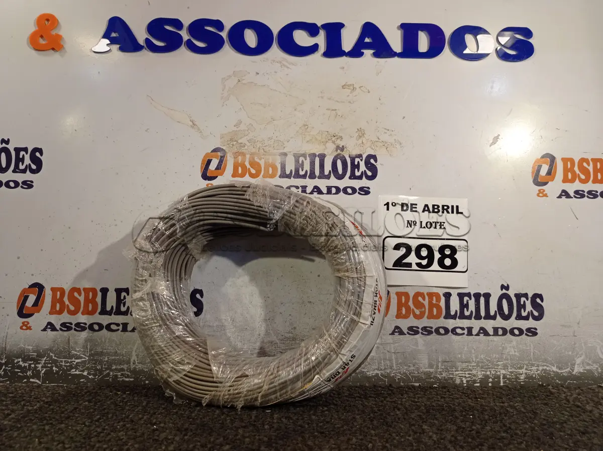 LOTE 298 - 01 ROLO DE CABO FLEXÍVEL 100M 2,5MM NA COR CINZA(NOVO). (NO ESTADO) ATENÇÃO! FAZER A VISITAÇÃO ANTES DE ARREMATAR, NÃO SABEMOS SE FUNCIONA. LEILÃO NÃO TEM GARANTIA E NEM DEVOLUÇÃO, SUJEITO A POSSÍVEIS AVARIAS VISÍVEIS/OCULTAS E/OU AUSÊNCIA DE COMPONENTES.