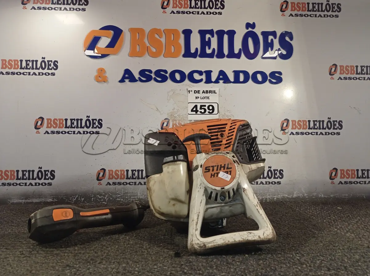 LOTE 459 - 01 MOTOR PARA ROÇADEIRA STIHL. (NO ESTADO) ATENÇÃO! FAZER A VISITAÇÃO ANTES DE ARREMATAR, NÃO SABEMOS SE FUNCIONA. LEILÃO NÃO TEM GARANTIA E NEM DEVOLUÇÃO, SUJEITO A POSSÍVEIS AVARIAS VISÍVEIS/OCULTAS E/OU AUSÊNCIA DE COMPONENTES.