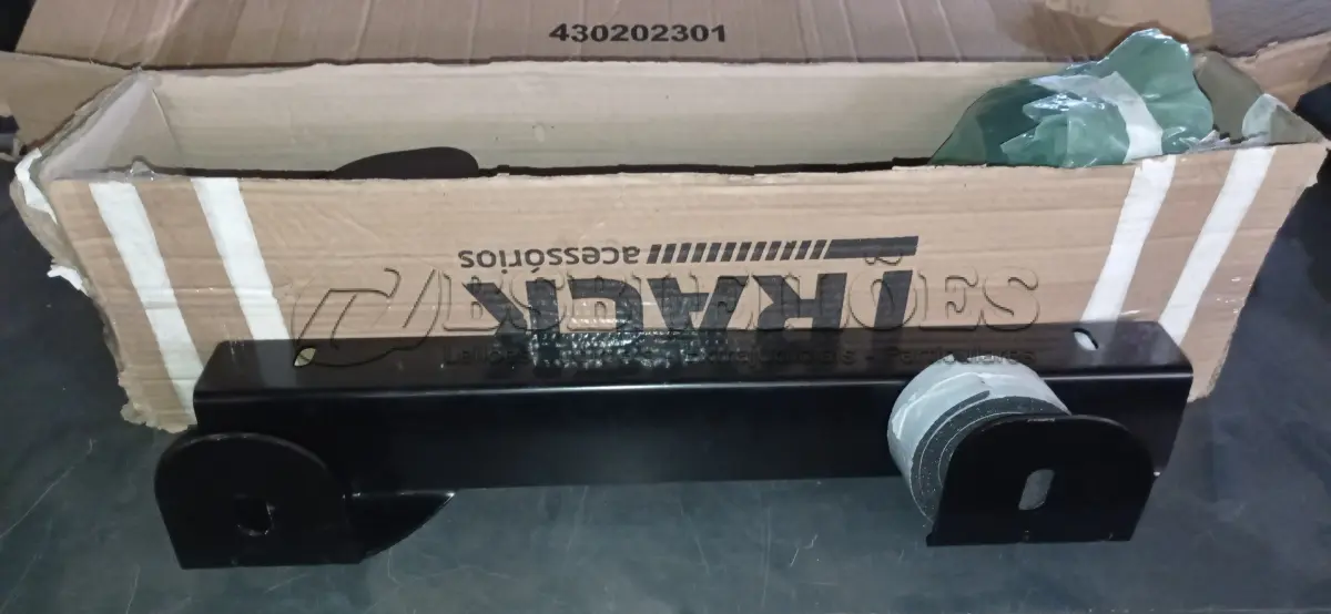 LOTE 449 - 02 ACABAMENTOS PARA O SANTO ANTÔNIO DA HILUX. (NO ESTADO) ATENÇÃO! FAZER A VISITAÇÃO ANTES DE ARREMATAR, NÃO SABEMOS SE FUNCIONA. LEILÃO NÃO TEM GARANTIA E NEM DEVOLUÇÃO, SUJEITO A POSSÍVEIS AVARIAS VISÍVEIS/OCULTAS E/OU AUSÊNCIA DE COMPONENTES.
