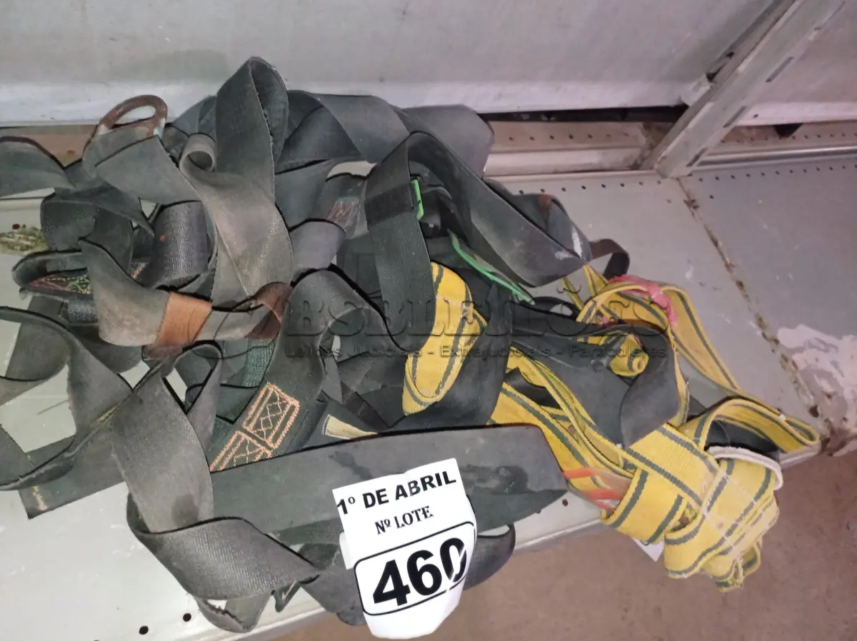 LOTE 460 - 05 CINTOS DE SEGURANÇA NO TRABALHO. (NO ESTADO) ATENÇÃO! FAZER A VISITAÇÃO ANTES DE ARREMATAR, NÃO SABEMOS SE FUNCIONA. LEILÃO NÃO TEM GARANTIA E NEM DEVOLUÇÃO, SUJEITO A POSSÍVEIS AVARIAS VISÍVEIS/OCULTAS E/OU AUSÊNCIA DE COMPONENTES.