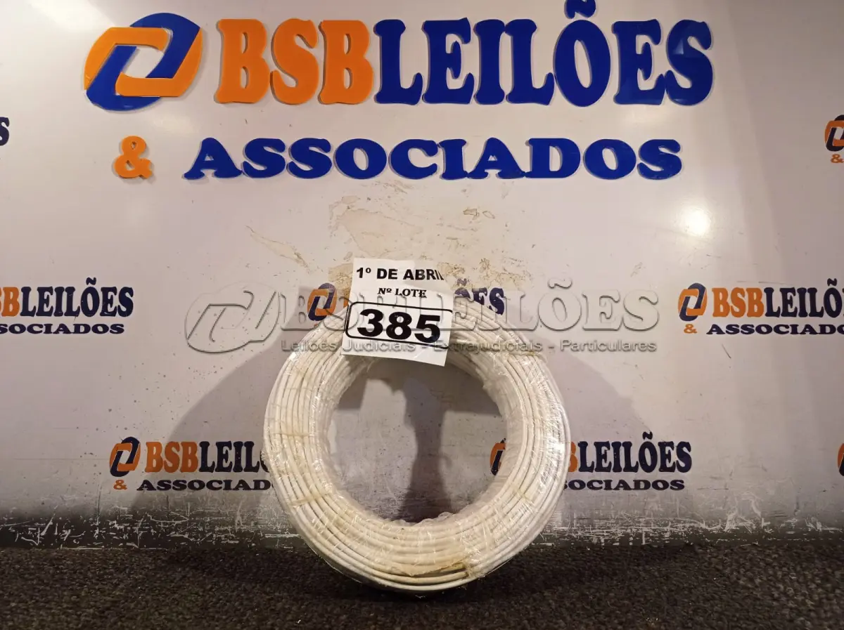 LOTE 385 - 01 ROLO DE CABO FLEXÍVEL 100M 4MM NA COR BRANCA(NOVO). (NO ESTADO) ATENÇÃO! FAZER A VISITAÇÃO ANTES DE ARREMATAR, NÃO SABEMOS SE FUNCIONA. LEILÃO NÃO TEM GARANTIA E NEM DEVOLUÇÃO, SUJEITO A POSSÍVEIS AVARIAS VISÍVEIS/OCULTAS E/OU AUSÊNCIA DE COMPONENTES.