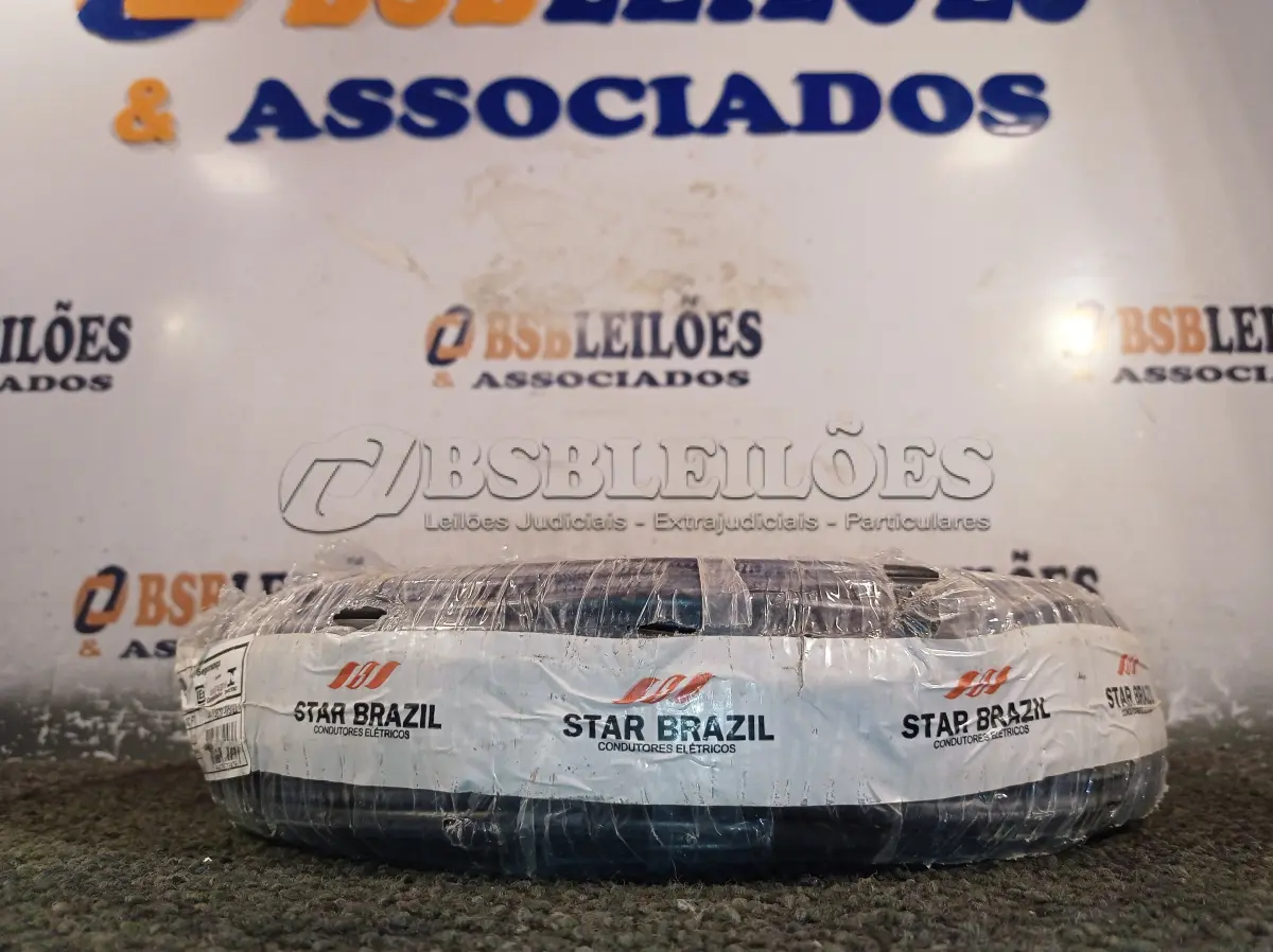 LOTE 409 - 01 ROLO DE CABO FLEXÍVEL 100M 10MM NA COR PRETA(NOVO). (NO ESTADO) ATENÇÃO! FAZER A VISITAÇÃO ANTES DE ARREMATAR, NÃO SABEMOS SE FUNCIONA. LEILÃO NÃO TEM GARANTIA E NEM DEVOLUÇÃO, SUJEITO A POSSÍVEIS AVARIAS VISÍVEIS/OCULTAS E/OU AUSÊNCIA DE COMPONENTES.