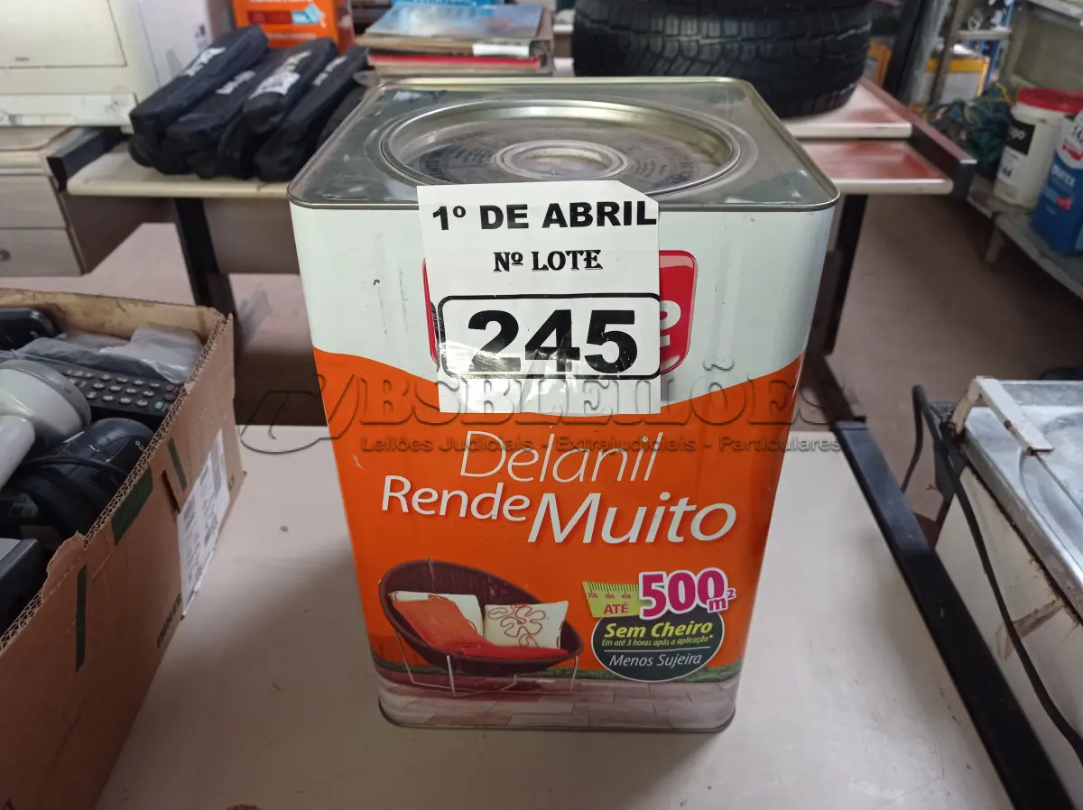 LOTE 245 - 01 LATA DE TINTA IQUINE DELANIL RENDE MUITO 18L FOSCO BASE “M”. (NO ESTADO) ATENÇÃO! FAZER A VISITAÇÃO ANTES DE ARREMATAR, NÃO SABEMOS SE FUNCIONA. LEILÃO NÃO TEM GARANTIA E NEM DEVOLUÇÃO, SUJEITO A POSSÍVEIS AVARIAS VISÍVEIS/OCULTAS E/OU AUSÊNCIA DE COMPONENTES.