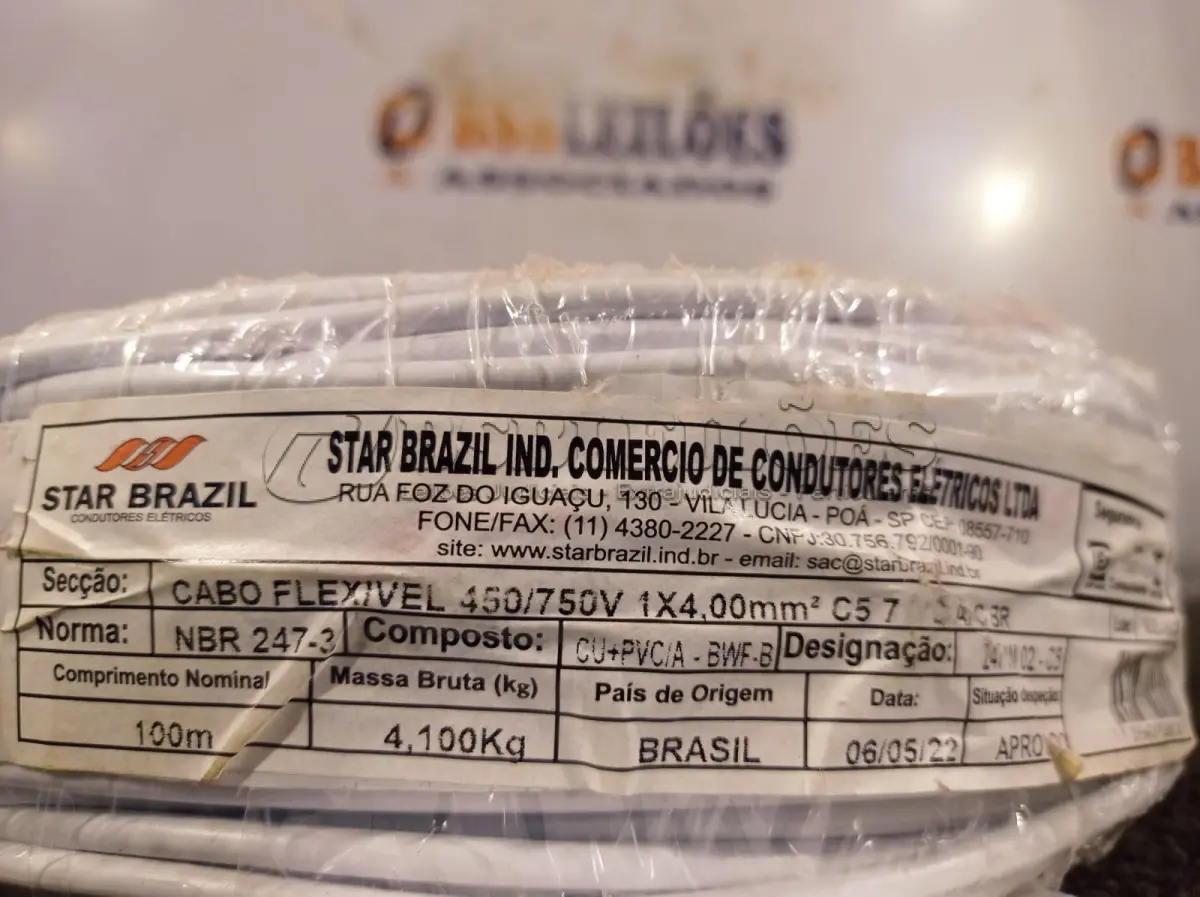 LOTE 385 - 01 ROLO DE CABO FLEXÍVEL 100M 4MM NA COR BRANCA(NOVO). (NO ESTADO) ATENÇÃO! FAZER A VISITAÇÃO ANTES DE ARREMATAR, NÃO SABEMOS SE FUNCIONA. LEILÃO NÃO TEM GARANTIA E NEM DEVOLUÇÃO, SUJEITO A POSSÍVEIS AVARIAS VISÍVEIS/OCULTAS E/OU AUSÊNCIA DE COMPONENTES.