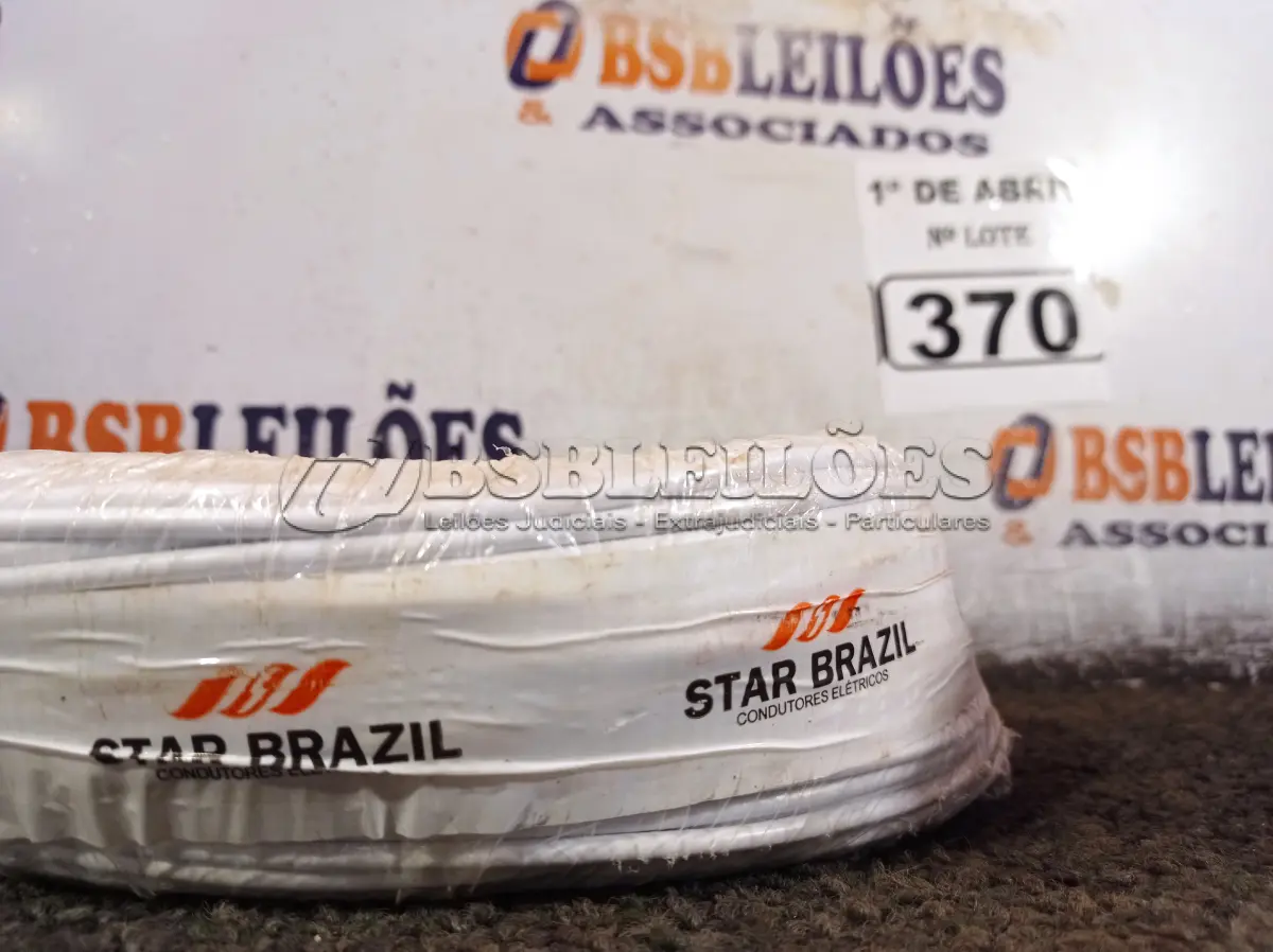 LOTE 370 - 01 ROLO DE CABO FLEXÍVEL 100M 2,5MM NA COR BRANCA(NOVO). (NO ESTADO) ATENÇÃO! FAZER A VISITAÇÃO ANTES DE ARREMATAR, NÃO SABEMOS SE FUNCIONA. LEILÃO NÃO TEM GARANTIA E NEM DEVOLUÇÃO, SUJEITO A POSSÍVEIS AVARIAS VISÍVEIS/OCULTAS E/OU AUSÊNCIA DE COMPONENTES.