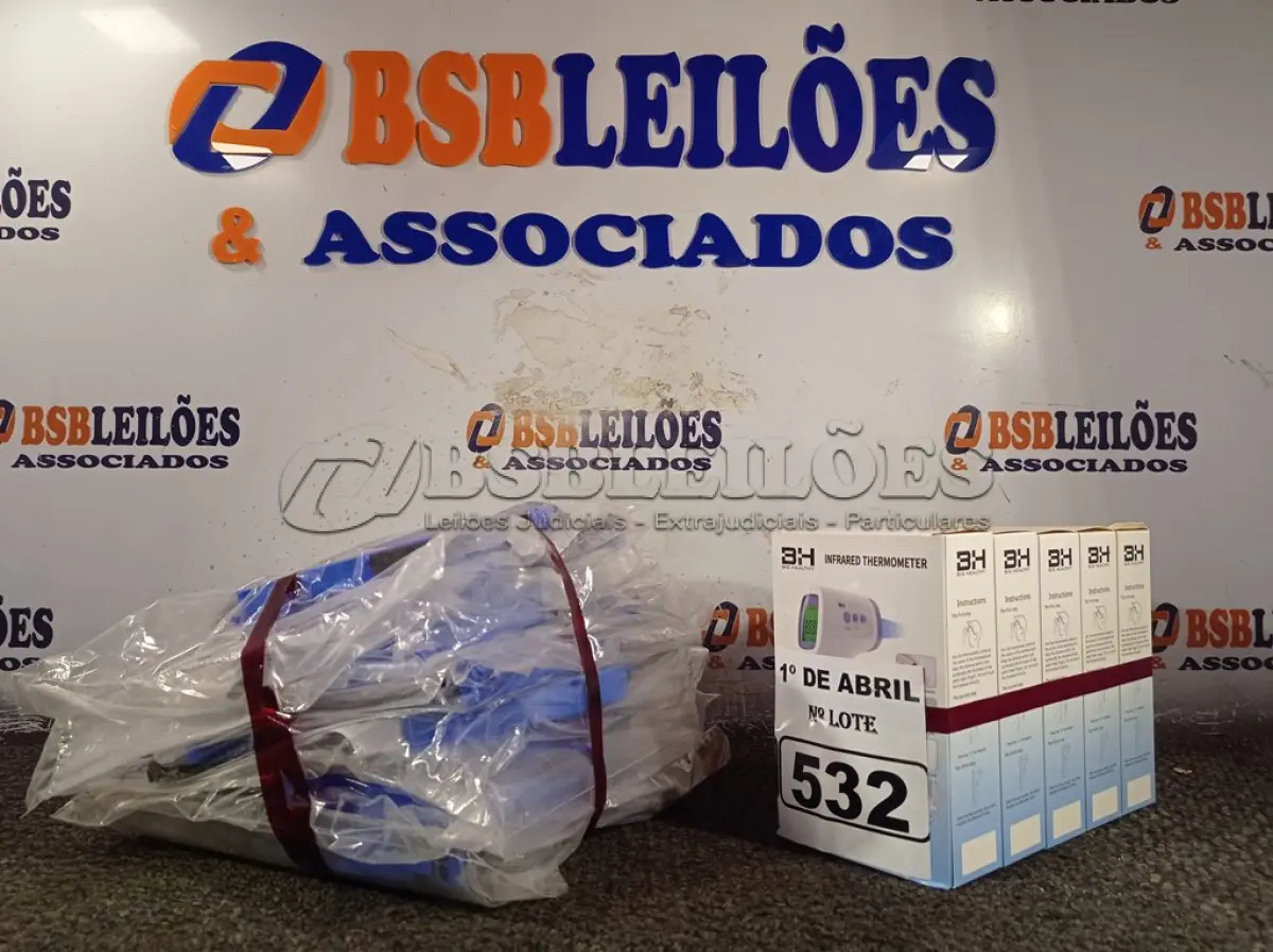 LOTE 532 - 10 MÁSCARAS DE PROTEÇÃO E 05 TERMÔMETROS DIGITAIS. (NO ESTADO) ATENÇÃO! FAZER A VISITAÇÃO ANTES DE ARREMATAR, NÃO SABEMOS SE FUNCIONA. LEILÃO NÃO TEM GARANTIA E NEM DEVOLUÇÃO, SUJEITO A POSSÍVEIS AVARIAS VISÍVEIS/OCULTAS E/OU AUSÊNCIA DE COMPONENTES.