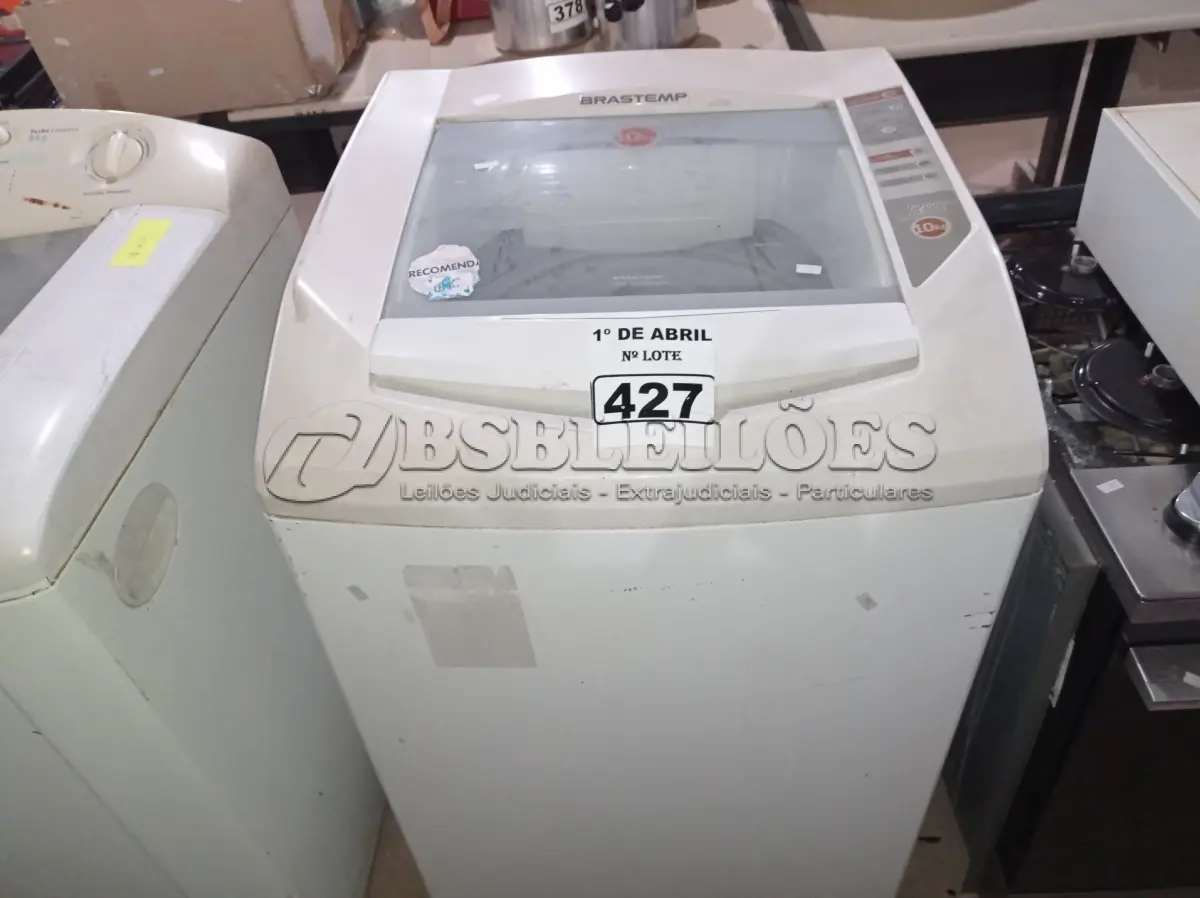 LOTE 427 - 01 LAVADORA MARCA BRASTEMP 10KG 220V. (NO ESTADO) ATENÇÃO! FAZER A VISITAÇÃO ANTES DE ARREMATAR, NÃO SABEMOS SE FUNCIONA. LEILÃO NÃO TEM GARANTIA E NEM DEVOLUÇÃO, SUJEITO A POSSÍVEIS AVARIAS VISÍVEIS/OCULTAS E/OU AUSÊNCIA DE COMPONENTES.