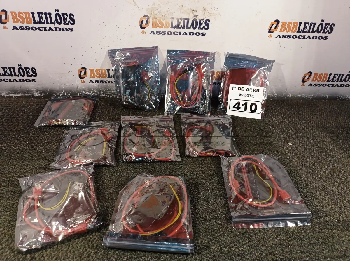 LOTE 410 - 01 LOTE COM VÁRIAS PLACAS PCI USB. (NO ESTADO) ATENÇÃO! FAZER A VISITAÇÃO ANTES DE ARREMATAR, NÃO SABEMOS SE FUNCIONA. LEILÃO NÃO TEM GARANTIA E NEM DEVOLUÇÃO, SUJEITO A POSSÍVEIS AVARIAS VISÍVEIS/OCULTAS E/OU AUSÊNCIA DE COMPONENTES.