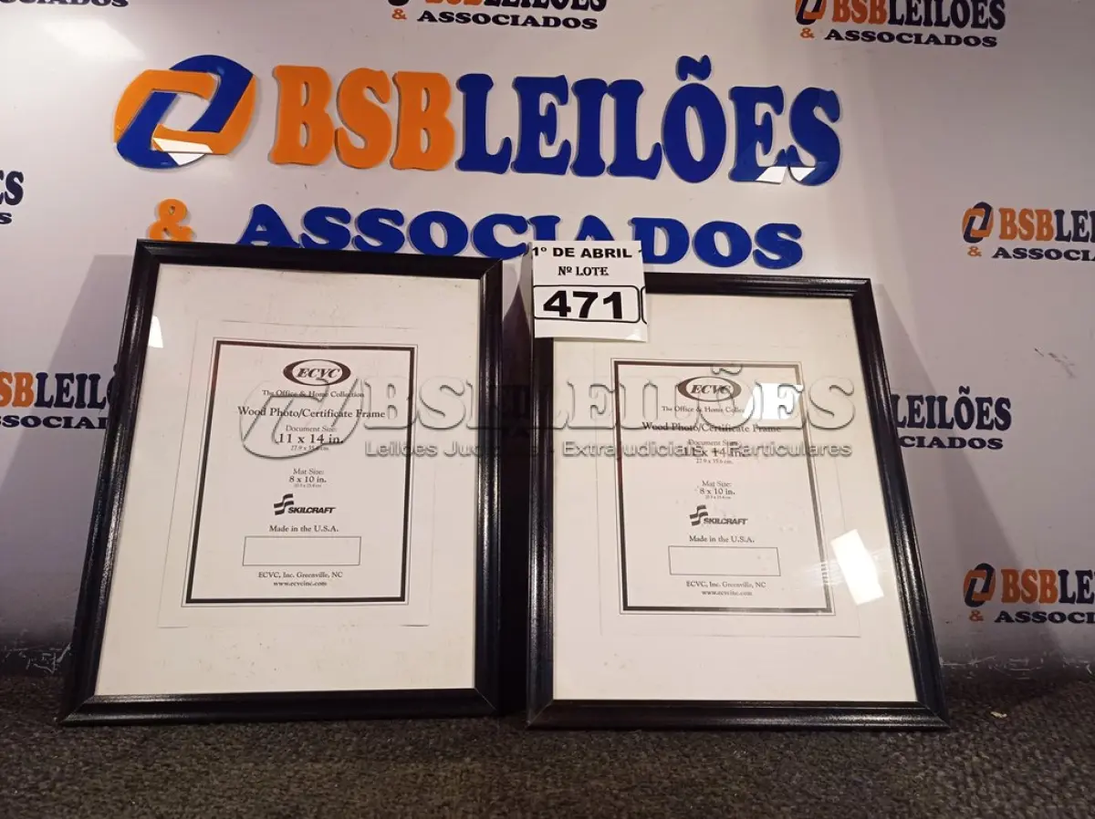 LOTE 471 - 02 QUADROS. (NO ESTADO) ATENÇÃO! FAZER A VISITAÇÃO ANTES DE ARREMATAR, NÃO SABEMOS SE FUNCIONA. LEILÃO NÃO TEM GARANTIA E NEM DEVOLUÇÃO, SUJEITO A POSSÍVEIS AVARIAS VISÍVEIS/OCULTAS E/OU AUSÊNCIA DE COMPONENTES.