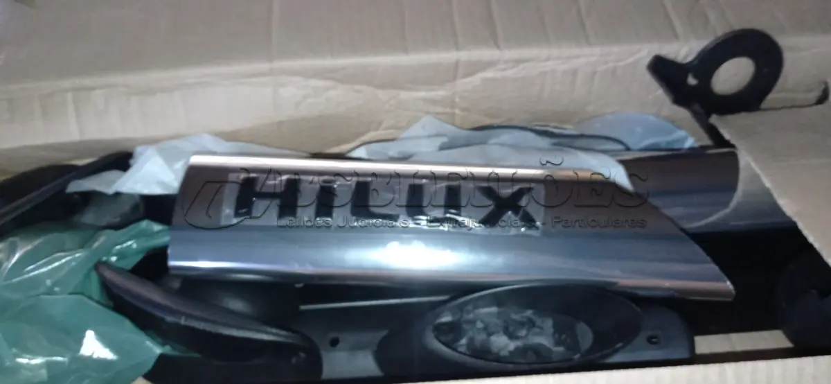 LOTE 449 - 02 ACABAMENTOS PARA O SANTO ANTÔNIO DA HILUX. (NO ESTADO) ATENÇÃO! FAZER A VISITAÇÃO ANTES DE ARREMATAR, NÃO SABEMOS SE FUNCIONA. LEILÃO NÃO TEM GARANTIA E NEM DEVOLUÇÃO, SUJEITO A POSSÍVEIS AVARIAS VISÍVEIS/OCULTAS E/OU AUSÊNCIA DE COMPONENTES.
