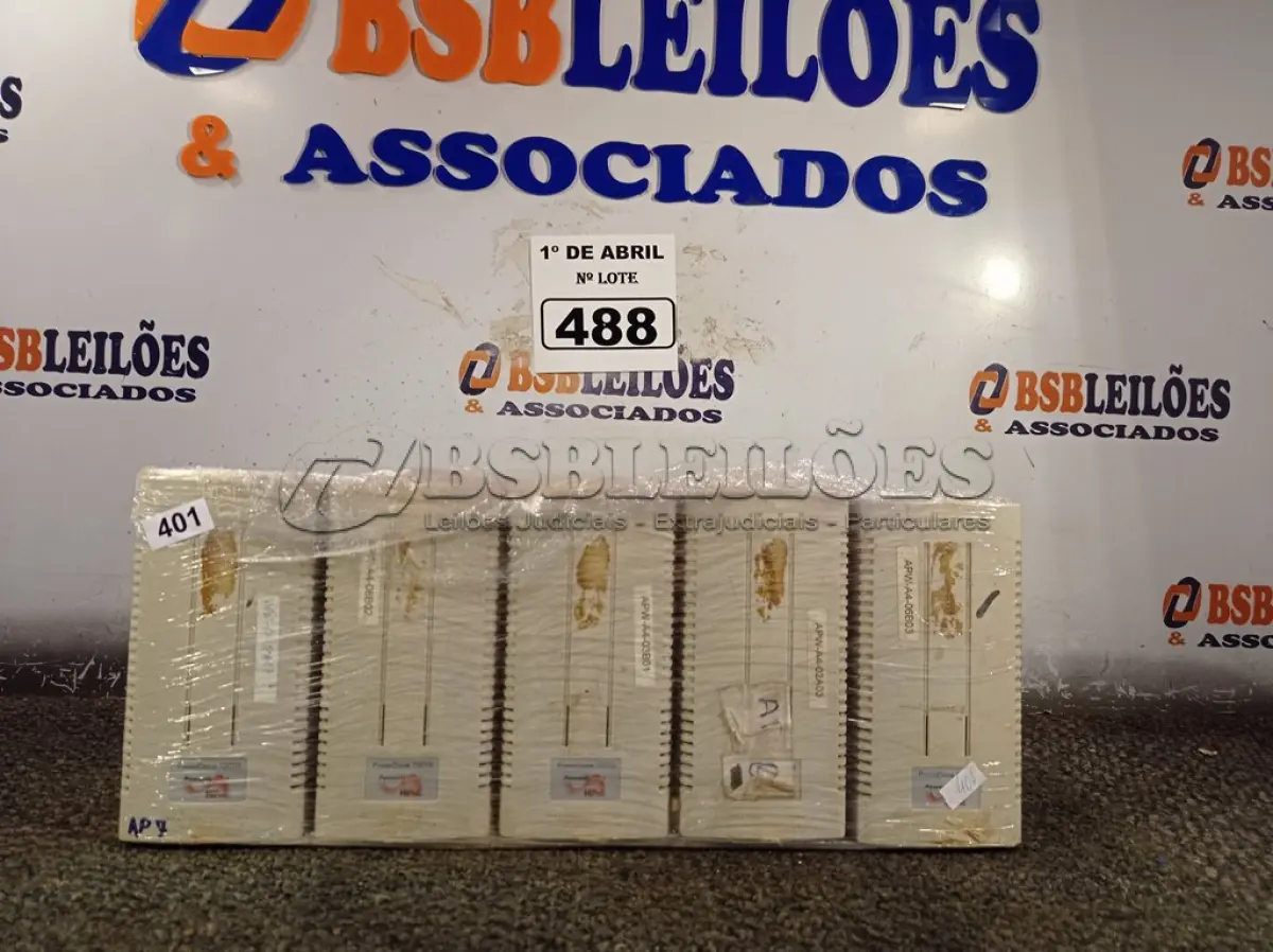 LOTE 488 - 10 POWER D SINE 7001G. (NO ESTADO) ATENÇÃO! FAZER A VISITAÇÃO ANTES DE ARREMATAR, NÃO SABEMOS SE FUNCIONA. LEILÃO NÃO TEM GARANTIA E NEM DEVOLUÇÃO, SUJEITO A POSSÍVEIS AVARIAS VISÍVEIS/OCULTAS E/OU AUSÊNCIA DE COMPONENTES.