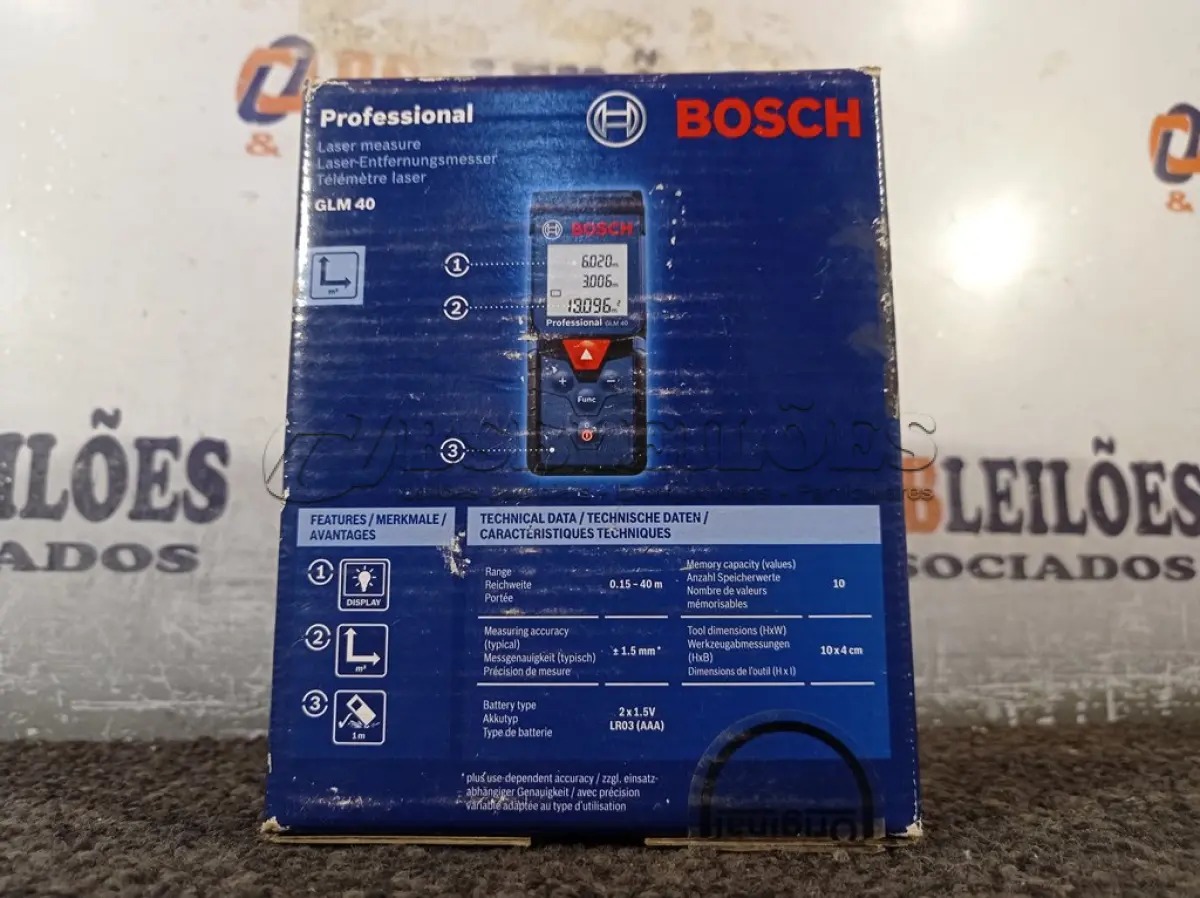 LOTE 237 - 01 TRENA A LASER GLM 40 MARCA BOSCH. (NOVA). (NO ESTADO)