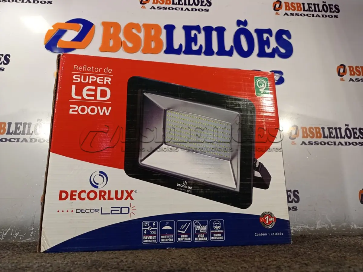 LOTE 086 - 01 REFLETOR DE SUPER LED 200W BIVOLT E DURAÇÃO DE 20.000 HORAS 6.000K MARCA DECORLUX. (NOVO) (NO ESTADO)