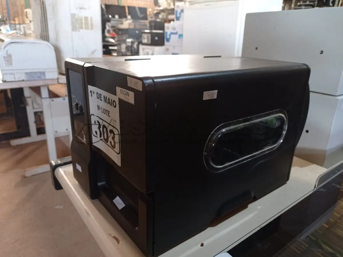 LOTE 303 - 01 IMPRESSORA DE ETIQUETAS MARCA ELGIN. (NO ESTADO) ATENÇÃO! FAZER A VISITAÇÃO ANTES DE ARREMATAR, NÃO SABEMOS SE FUNCIONA. LEILÃO NÃO TEM GARANTIA E NEM DEVOLUÇÃO, SUJEITO A POSSÍVEIS AVARIAS VISÍVEIS/OCULTAS E/OU AUSÊNCIA DE COMPONENTES.
