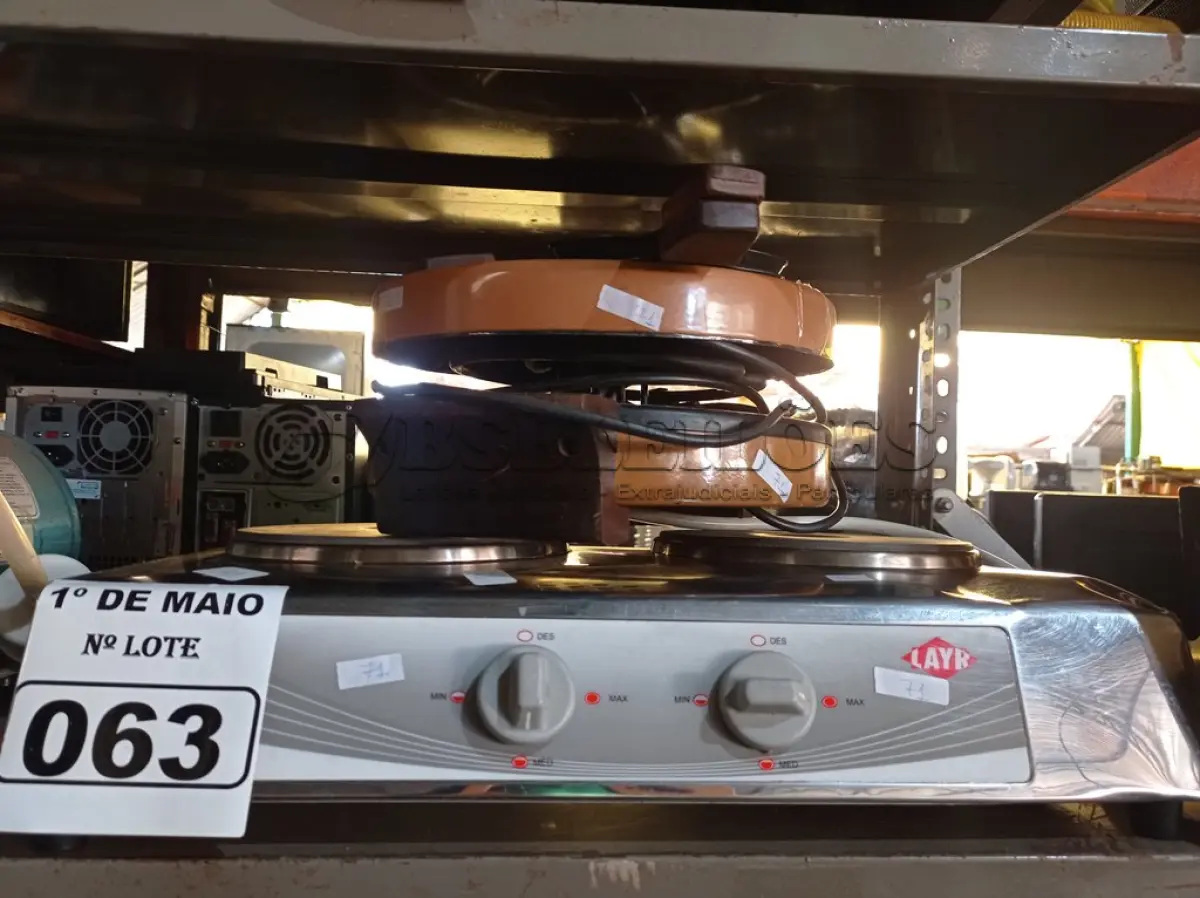 LOTE 063 - 01 FONDUE E 01 FOGÃO DE INDUÇÃO DE 02 BOCAS. (NO ESTADO) ATENÇÃO! FAZER A VISITAÇÃO ANTES DE ARREMATAR, NÃO SABEMOS SE FUNCIONA. LEILÃO NÃO TEM GARANTIA E NEM DEVOLUÇÃO, SUJEITO A POSSÍVEIS AVARIAS VISÍVEIS/OCULTAS E/OU AUSÊNCIA DE COMPONENTES.