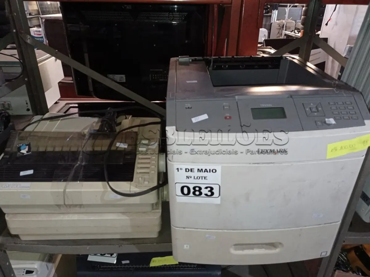 LOTE 083 - 01 IMPRESSORA A LASER MARCA LEXMARK MODELO T654DN E 02 IMPRESSORAS MATRICIAL. (NO ESTADO) ATENÇÃO! FAZER A VISITAÇÃO ANTES DE ARREMATAR, NÃO SABEMOS SE FUNCIONA. LEILÃO NÃO TEM GARANTIA E NEM DEVOLUÇÃO, SUJEITO A POSSÍVEIS AVARIAS VISÍVEIS/OCULTAS E/OU AUSÊNCIA DE COMPONENTES.