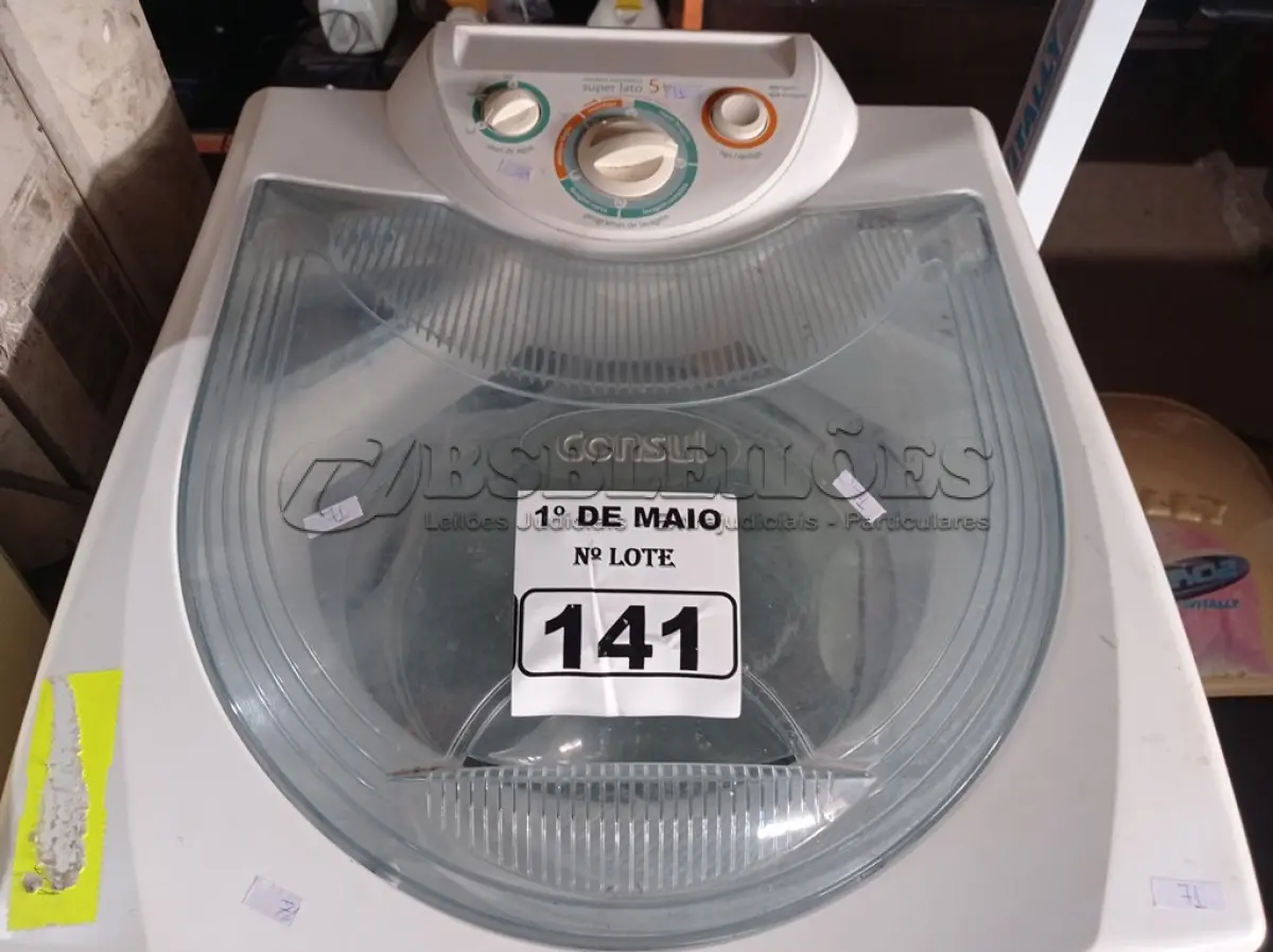 LOTE 141 - 01 LAVADORA SUPER JATO 5KG ELETRÔNICA MARCA CÔNSUL 220V. (NO ESTADO) ATENÇÃO! FAZER A VISITAÇÃO ANTES DE ARREMATAR, NÃO SABEMOS SE FUNCIONA. LEILÃO NÃO TEM GARANTIA E NEM DEVOLUÇÃO, SUJEITO A POSSÍVEIS AVARIAS VISÍVEIS/OCULTAS E/OU AUSÊNCIA DE COMPONENTES.