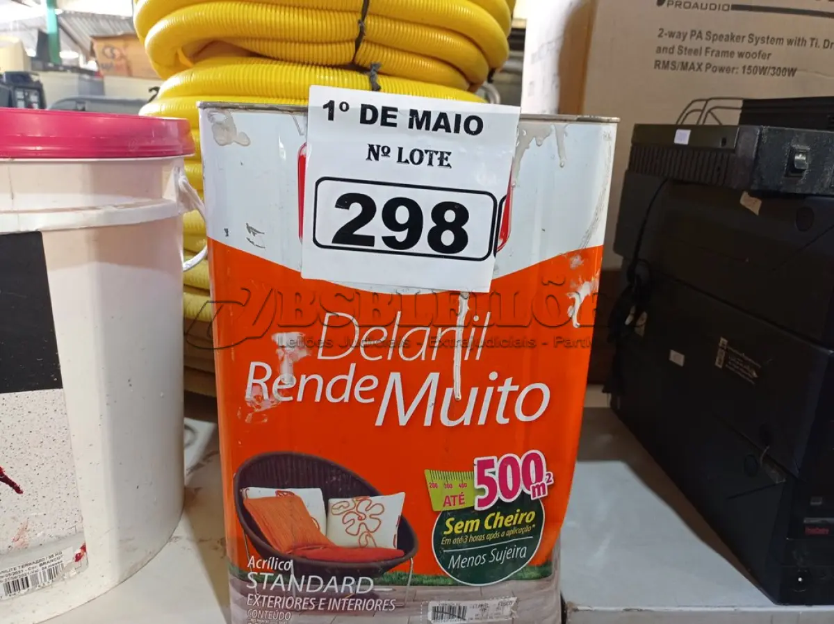 LOTE 298 - 01 LATA DE TINTA IQUINE PINTALAR 16/18L BASE C. (NO ESTADO) ATENÇÃO! FAZER A VISITAÇÃO ANTES DE ARREMATAR, NÃO SABEMOS SE FUNCIONA. LEILÃO NÃO TEM GARANTIA E NEM DEVOLUÇÃO, SUJEITO A POSSÍVEIS AVARIAS VISÍVEIS/OCULTAS E/OU AUSÊNCIA DE COMPONENTES.