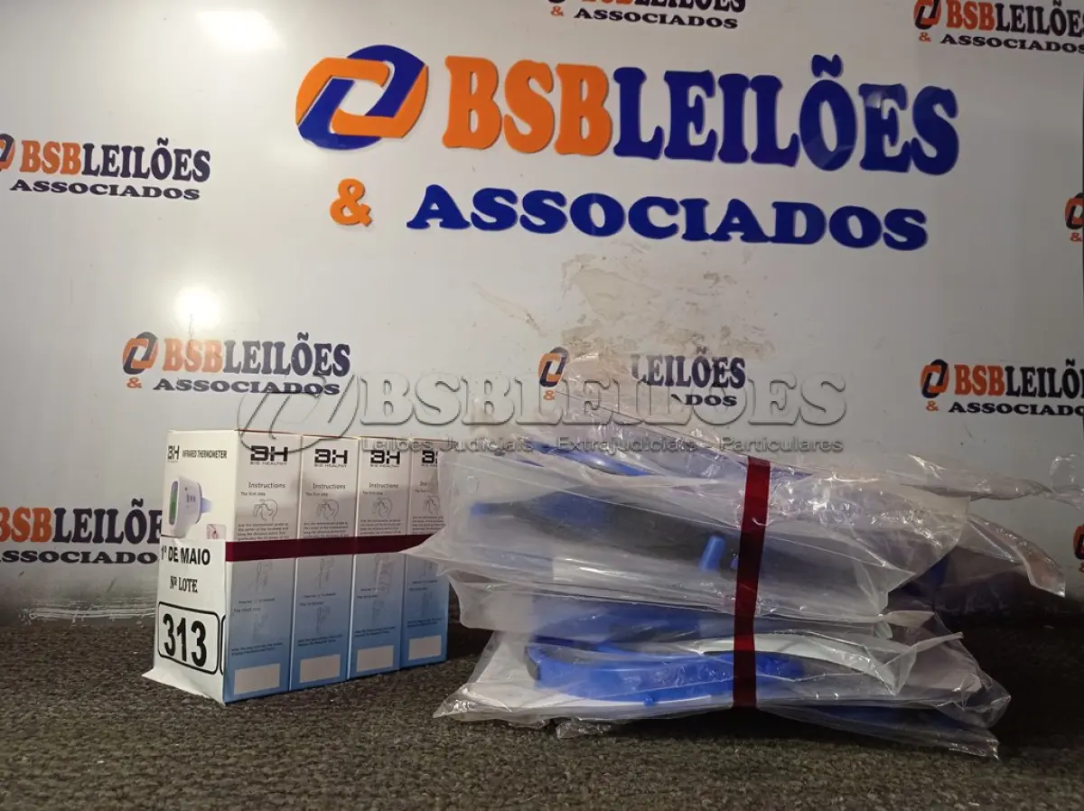 LOTE 313 - 10 MASCARAS DE PROTEÇÃO E 04 TERMÔMETROS DIGITAI. (NO ESTADO) ATENÇÃO! FAZER A VISITAÇÃO ANTES DE ARREMATAR, NÃO SABEMOS SE FUNCIONA. LEILÃO NÃO TEM GARANTIA E NEM DEVOLUÇÃO, SUJEITO A POSSÍVEIS AVARIAS VISÍVEIS/OCULTAS E/OU AUSÊNCIA DE COMPONENTES.