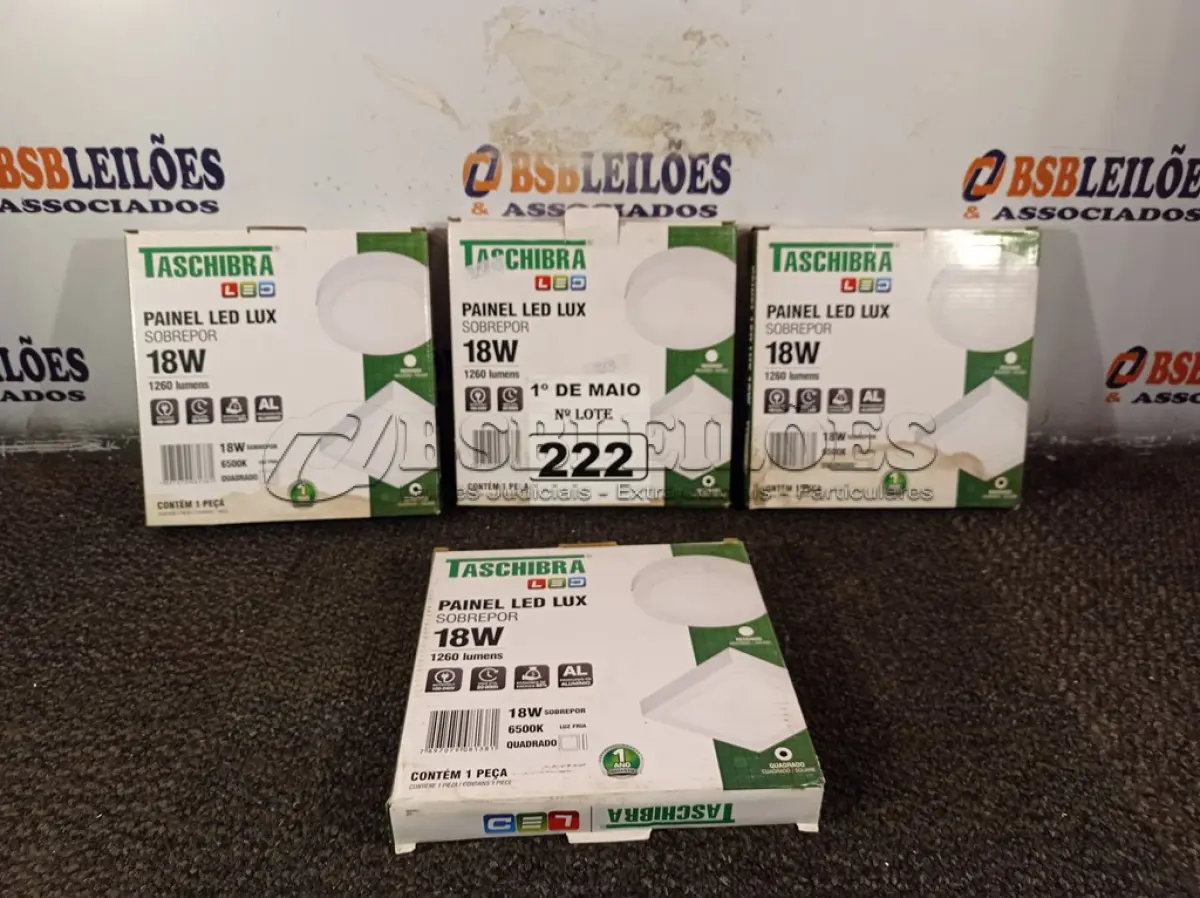 LOTE 222 - 04 LUMINÁRIAS DE LED SOBREPOR QUADRADA 18W 65000K TASHIBRA.  (NOVA) (NO ESTADO)