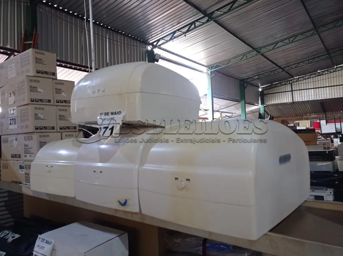 LOTE 271 - 04 DISPENSE PARA PAPEL TOALHA. (NO ESTADO) ATENÇÃO! FAZER A VISITAÇÃO ANTES DE ARREMATAR, NÃO SABEMOS SE FUNCIONA. LEILÃO NÃO TEM GARANTIA E NEM DEVOLUÇÃO, SUJEITO A POSSÍVEIS AVARIAS VISÍVEIS/OCULTAS E/OU AUSÊNCIA DE COMPONENTES.