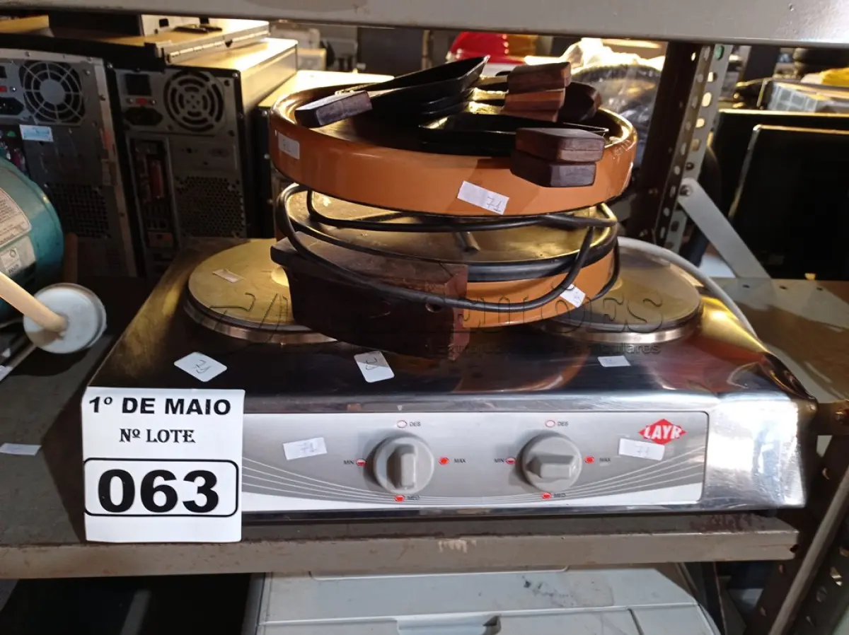 LOTE 063 - 01 FONDUE E 01 FOGÃO DE INDUÇÃO DE 02 BOCAS. (NO ESTADO) ATENÇÃO! FAZER A VISITAÇÃO ANTES DE ARREMATAR, NÃO SABEMOS SE FUNCIONA. LEILÃO NÃO TEM GARANTIA E NEM DEVOLUÇÃO, SUJEITO A POSSÍVEIS AVARIAS VISÍVEIS/OCULTAS E/OU AUSÊNCIA DE COMPONENTES.