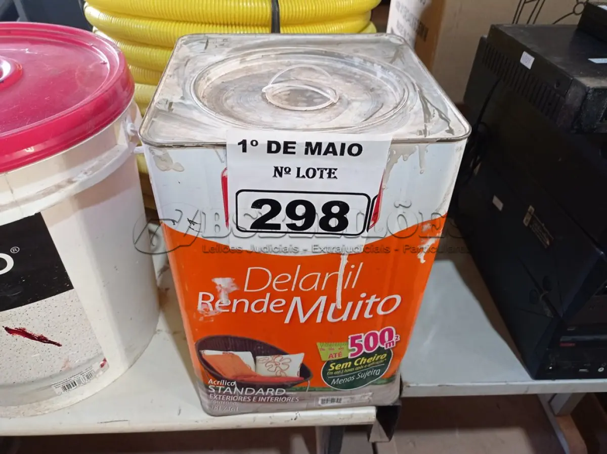 LOTE 298 - 01 LATA DE TINTA IQUINE PINTALAR 16/18L BASE C. (NO ESTADO) ATENÇÃO! FAZER A VISITAÇÃO ANTES DE ARREMATAR, NÃO SABEMOS SE FUNCIONA. LEILÃO NÃO TEM GARANTIA E NEM DEVOLUÇÃO, SUJEITO A POSSÍVEIS AVARIAS VISÍVEIS/OCULTAS E/OU AUSÊNCIA DE COMPONENTES.