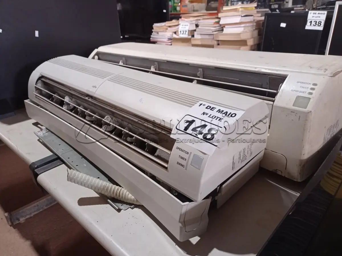 LOTE 148 - 02 EVAPORADORAS MARCAS FUJITSU. (NO ESTADO) ATENÇÃO! FAZER A VISITAÇÃO ANTES DE ARREMATAR, NÃO SABEMOS SE FUNCIONA. LEILÃO NÃO TEM GARANTIA E NEM DEVOLUÇÃO, SUJEITO A POSSÍVEIS AVARIAS VISÍVEIS/OCULTAS E/OU AUSÊNCIA DE COMPONENTES.