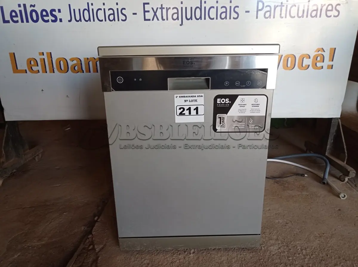 LOTE 211 - 01 LAVA LOUÇAS MARCA EOS 220V. (DISHWASHER) (NO ESTADO) BF8508K